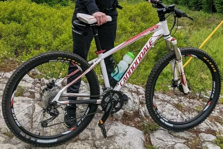 2010 Cannondale Trail Sl 3 White and Red