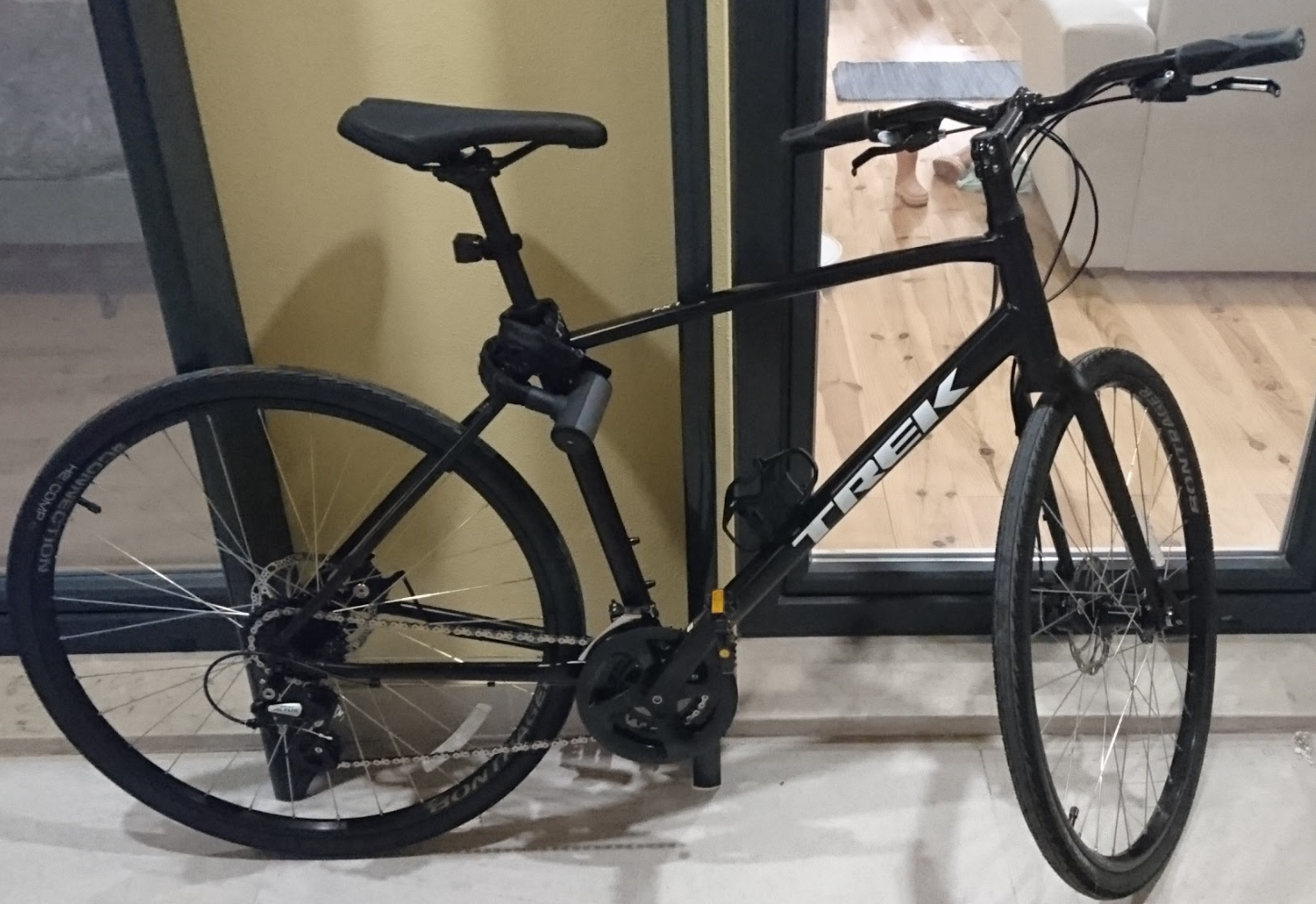 2022 Trek FX 1 Disc Black