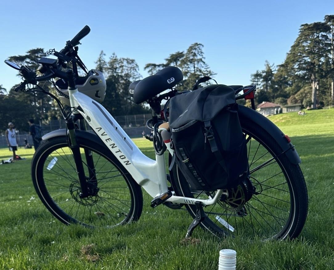 2024 Aventón 2023 White