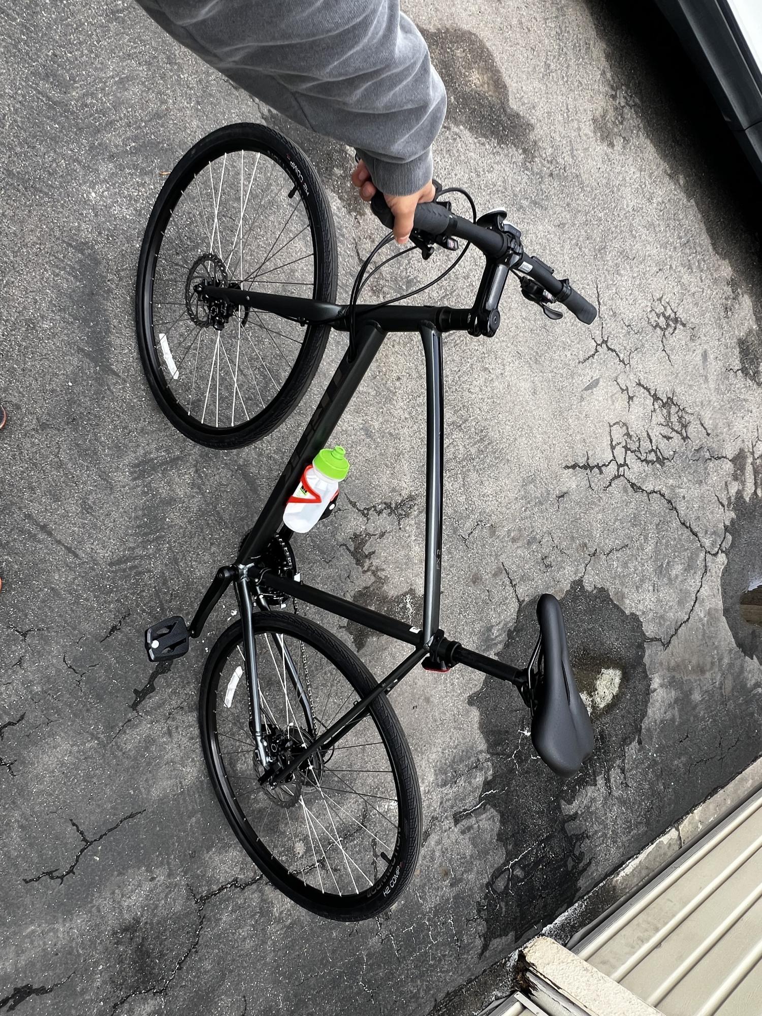 2024 Trek FX 2 Black