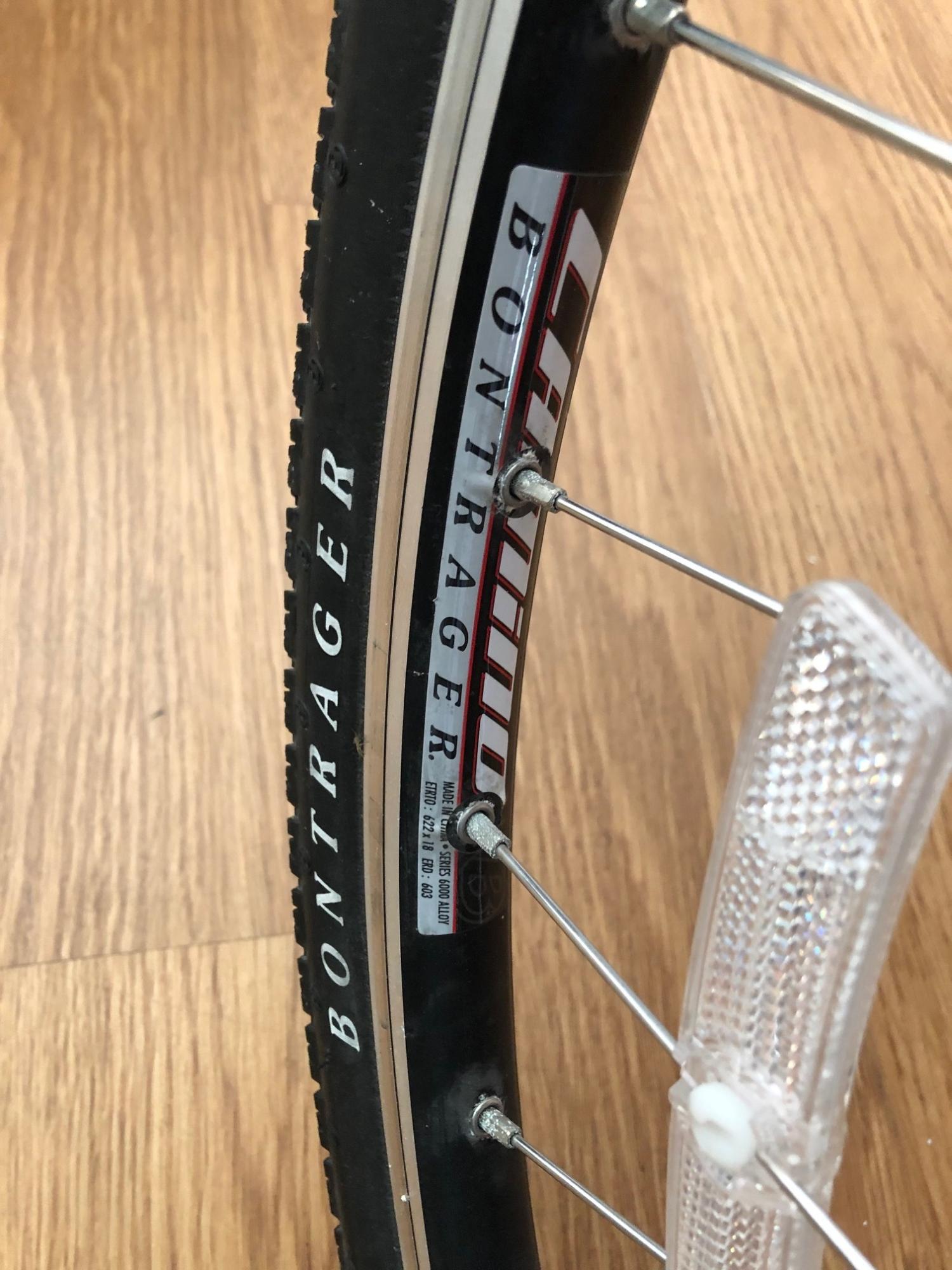 Trek 7300 Red