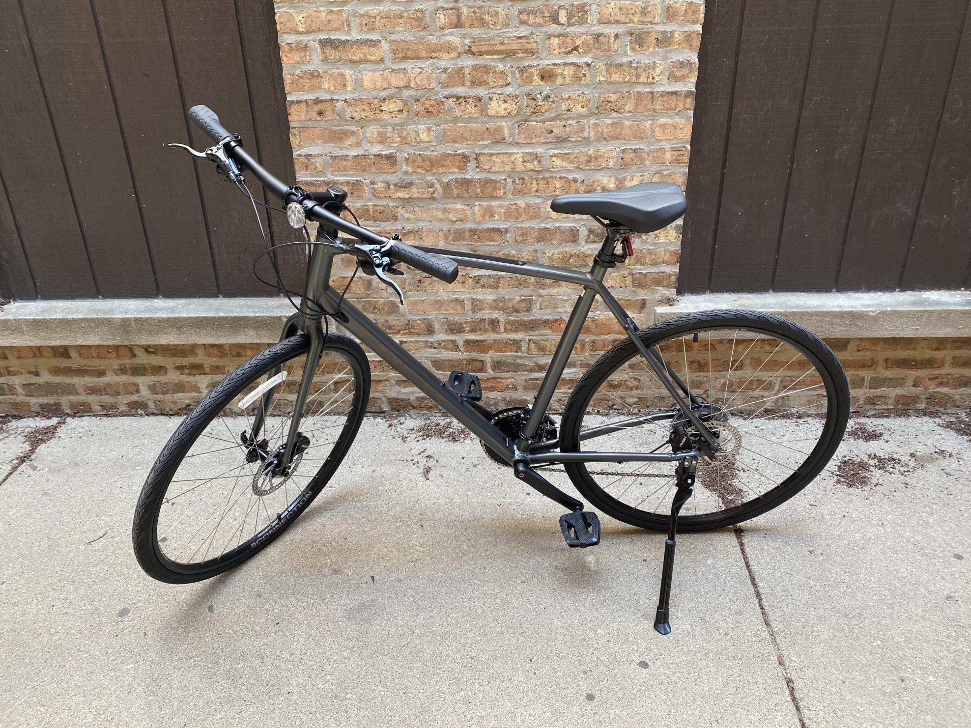 2023 Trek FX2 DISC Silver, gray or bare metal and Black