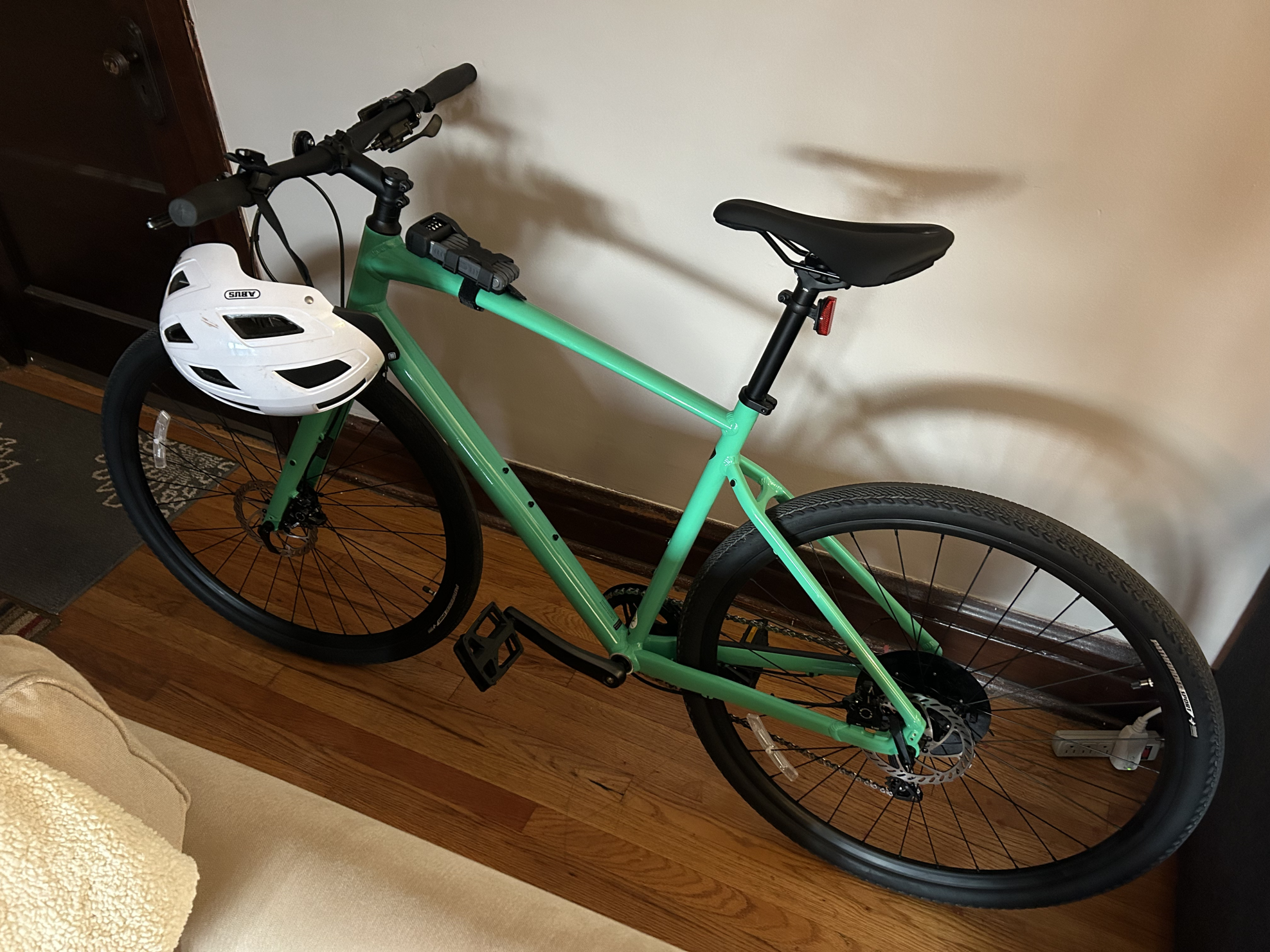 2024 Specialized Green