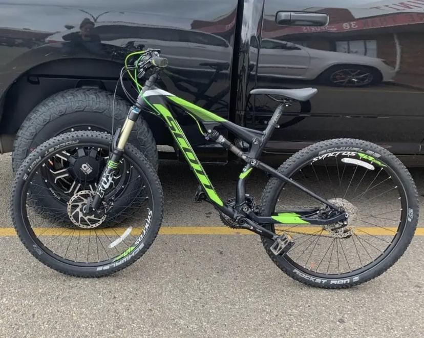 2014 SCOTT Spark Green and Black