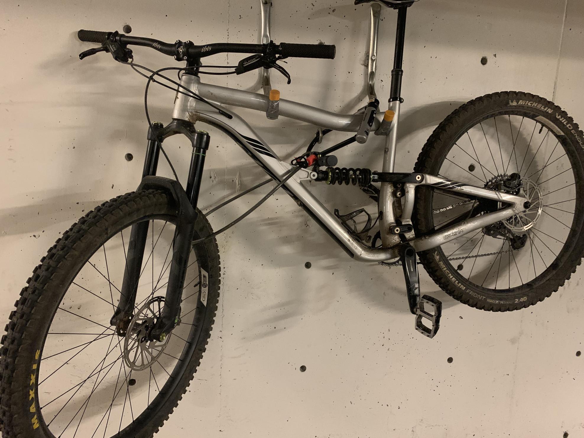 Ibis v0 Ripmo AF NX coil Black