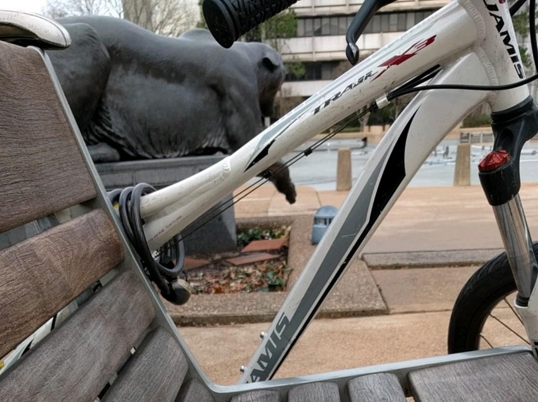 2011 Jamis Trail X3 White