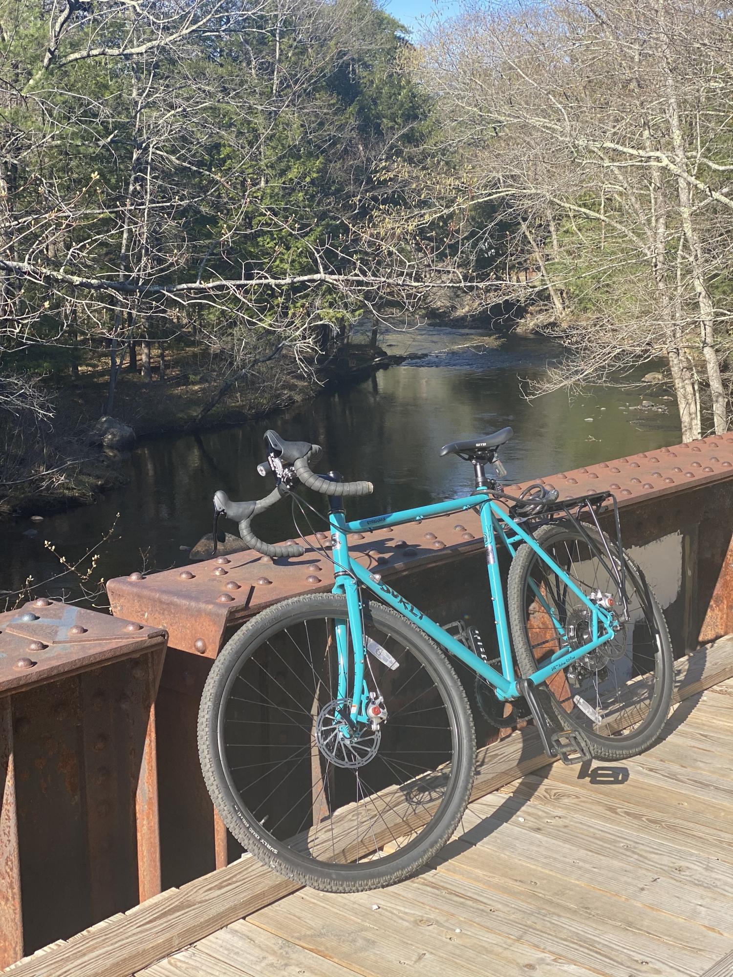 2021 Surly Straggler Blue