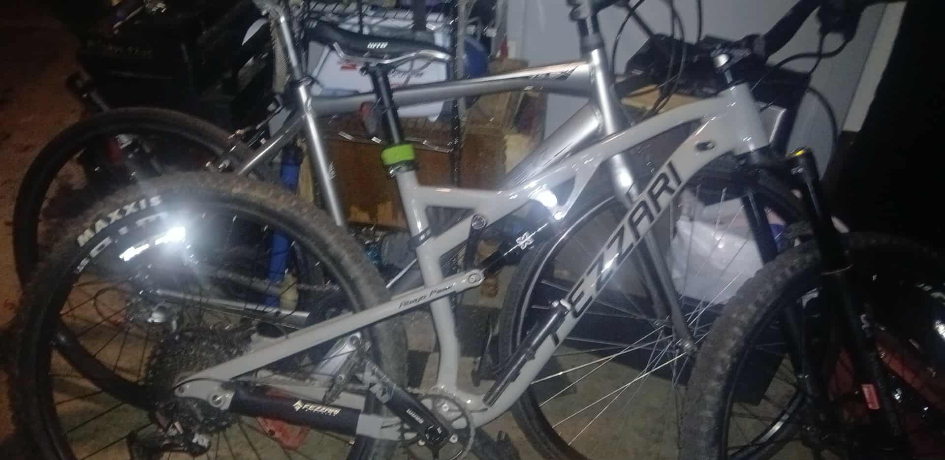 2021 Fezzari Abajo peak Silver, gray or bare metal