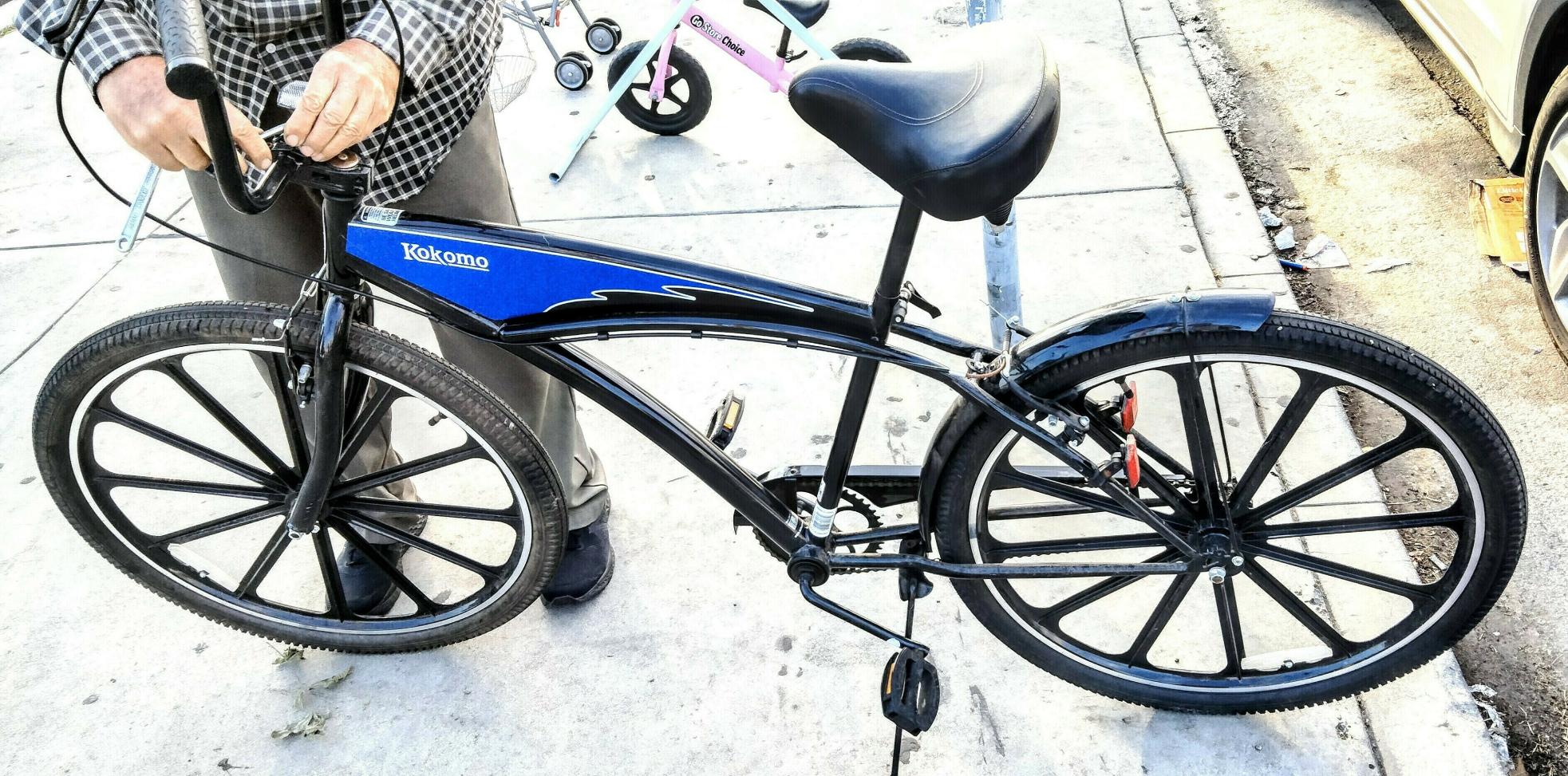 Pacific Cycle Schwinn Kokomo Cruiser Bike Black