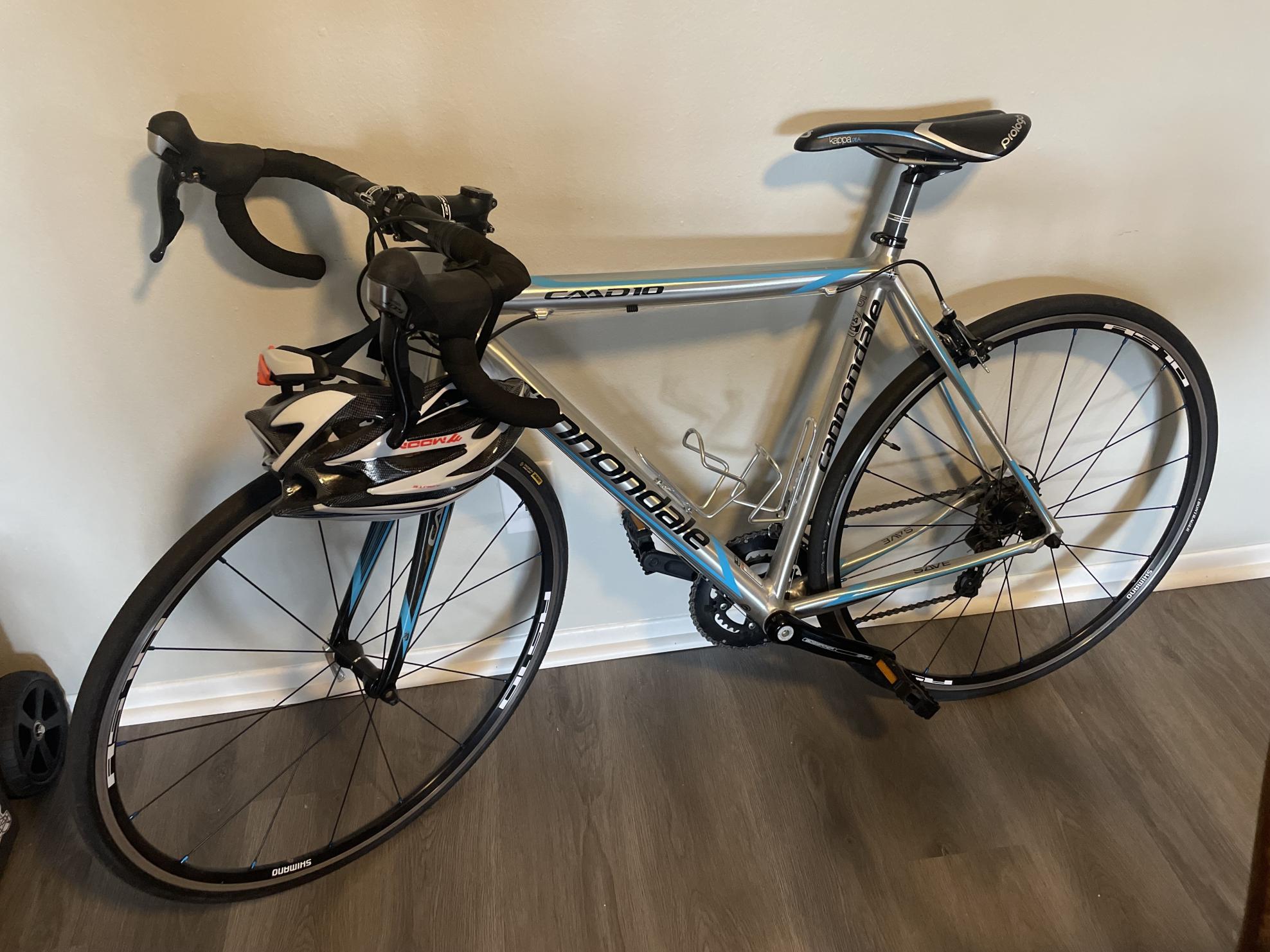 Cannondale Caad10 4 Rival Silver, gray or bare metal and Teal