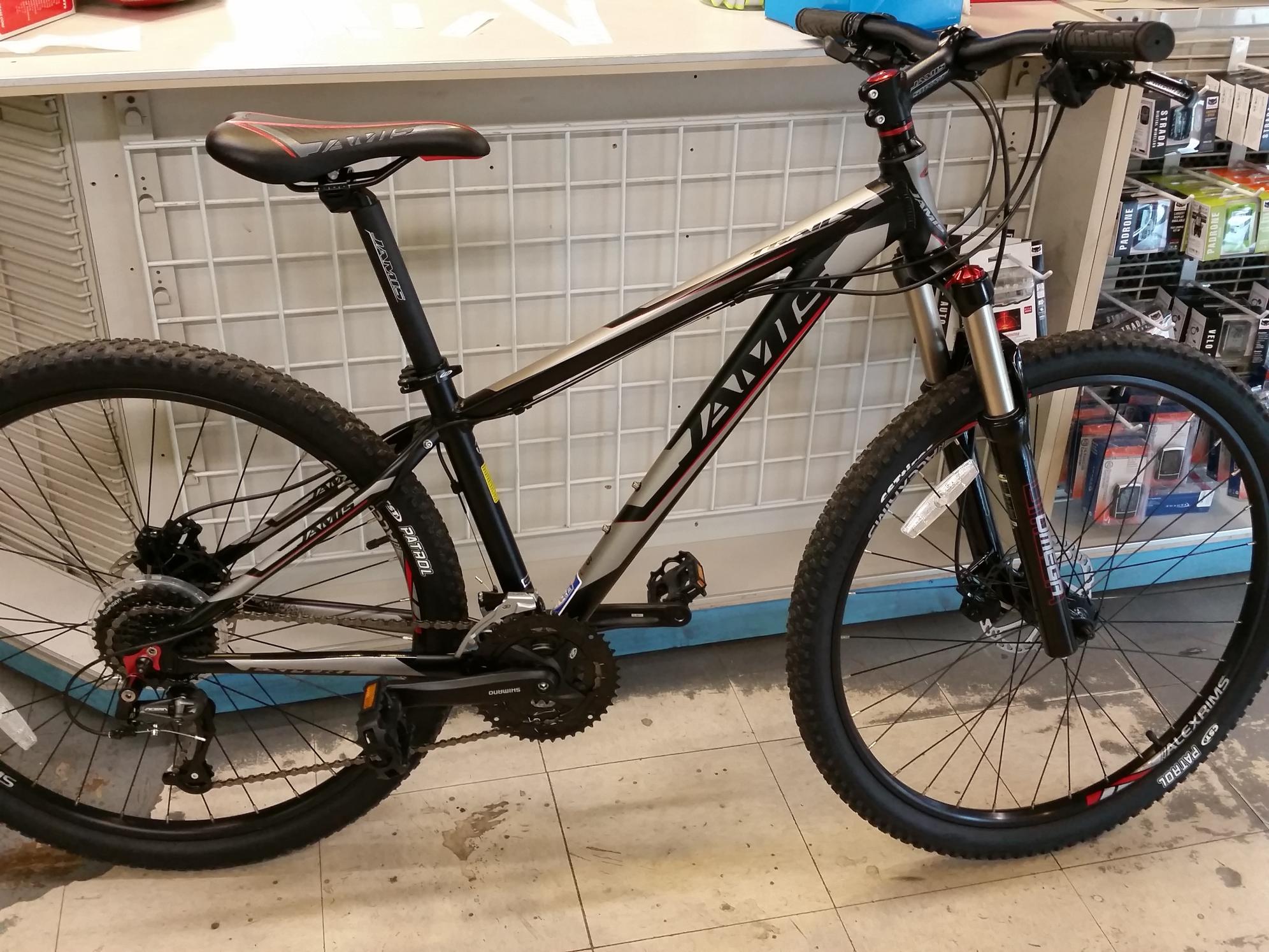 2015 Jamis  Silver or Gray and Black