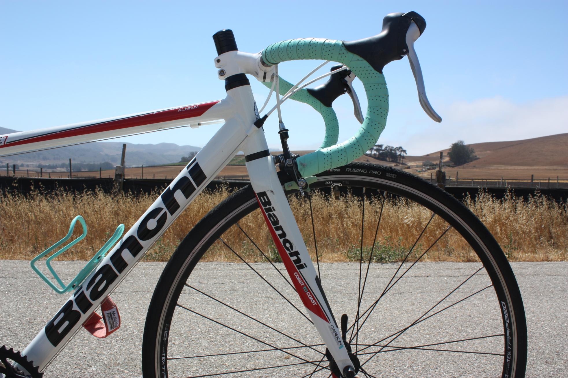 2012 Bianchi Via Nirone 7  White and Red