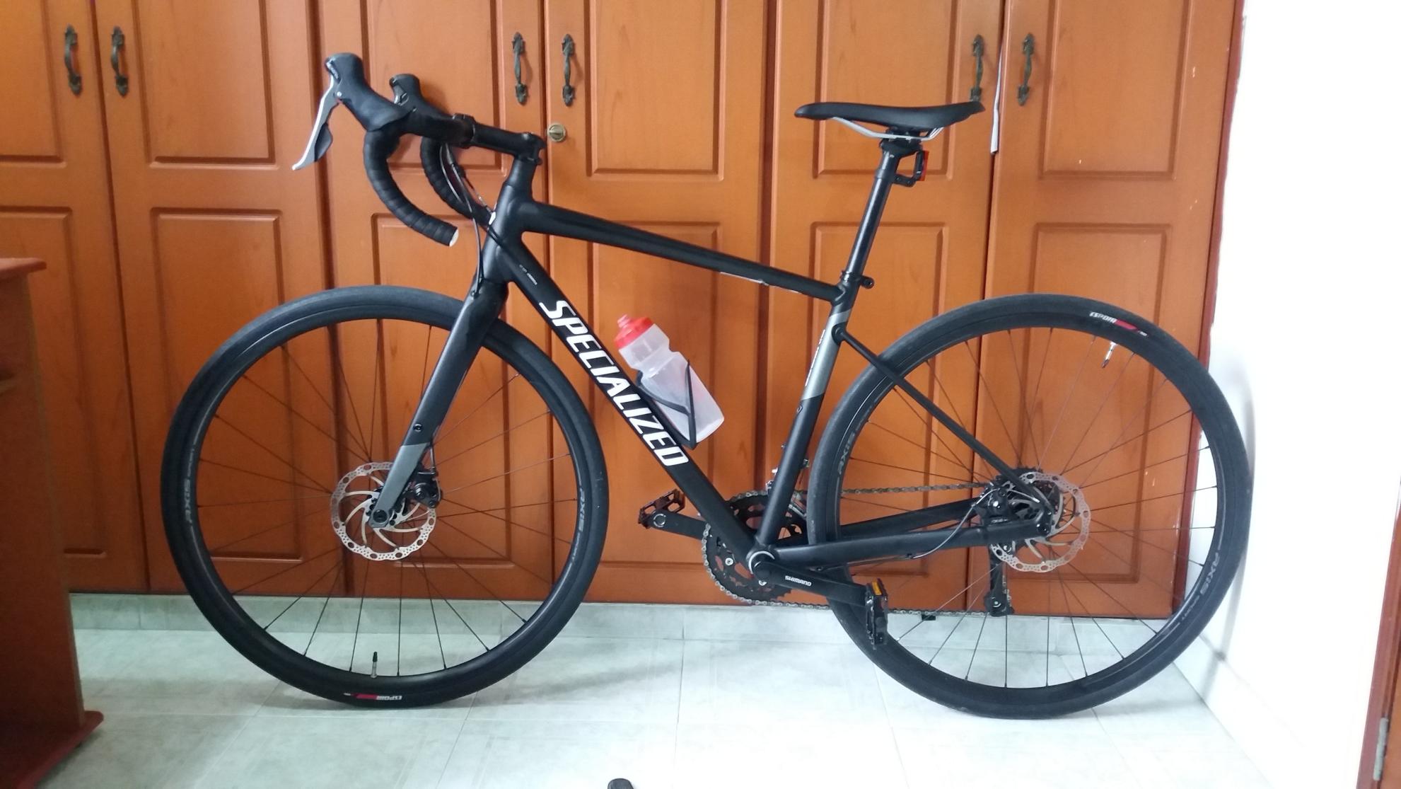 2018 Specialized Diverge Black