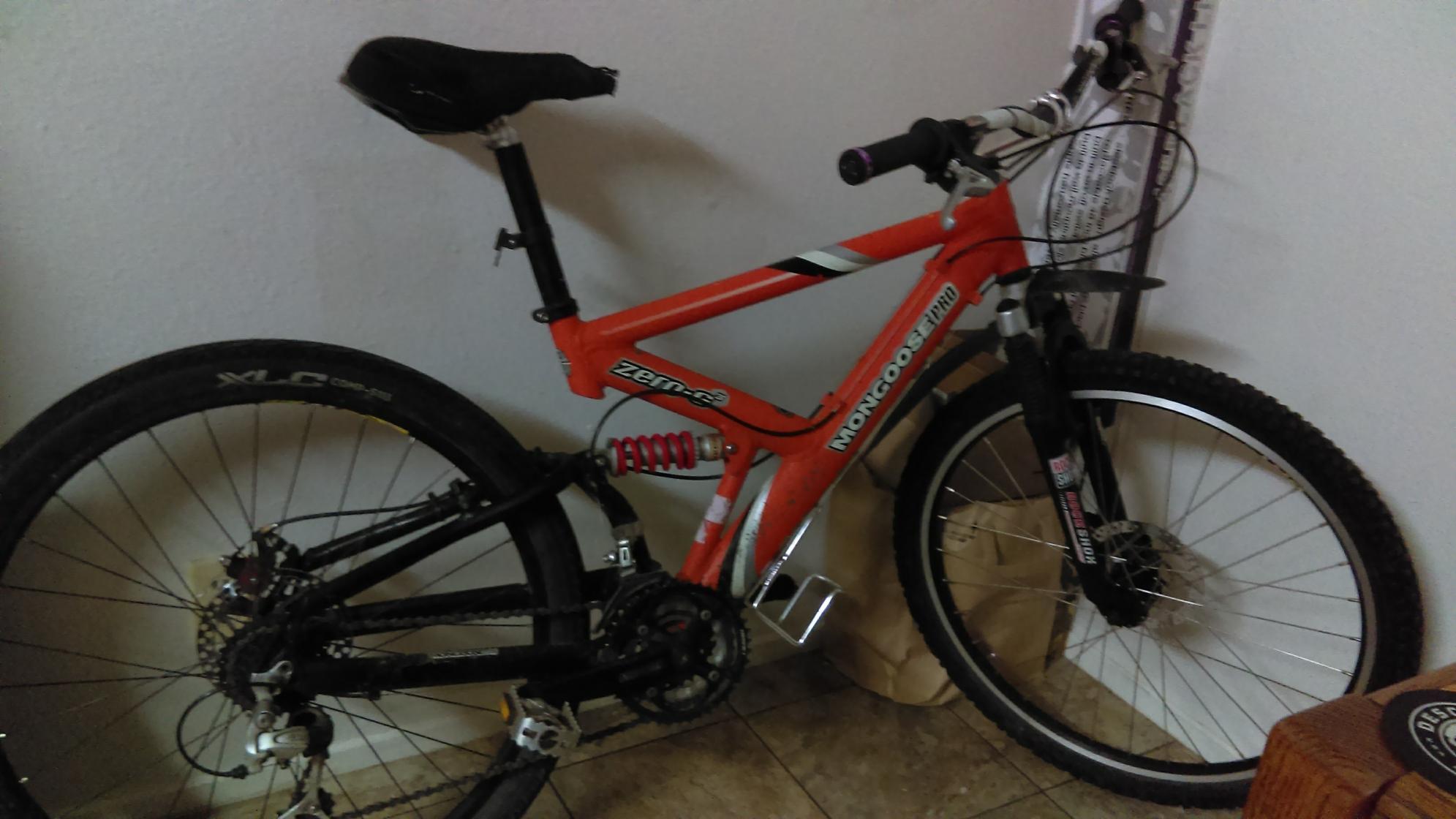 2000 Mongoose Pro Zero-G3 Orange and Black