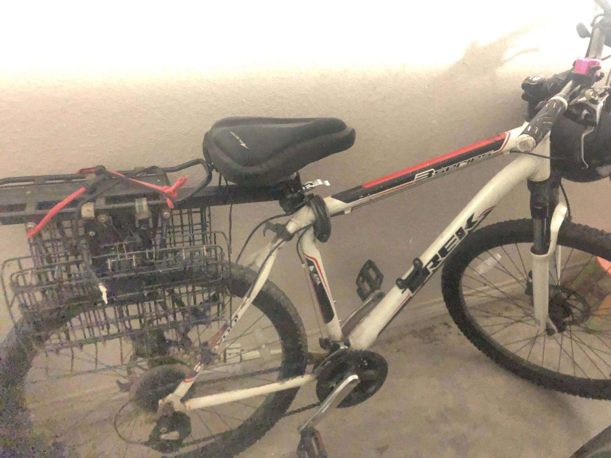 2010 Trek 3700 White, Red, and Black