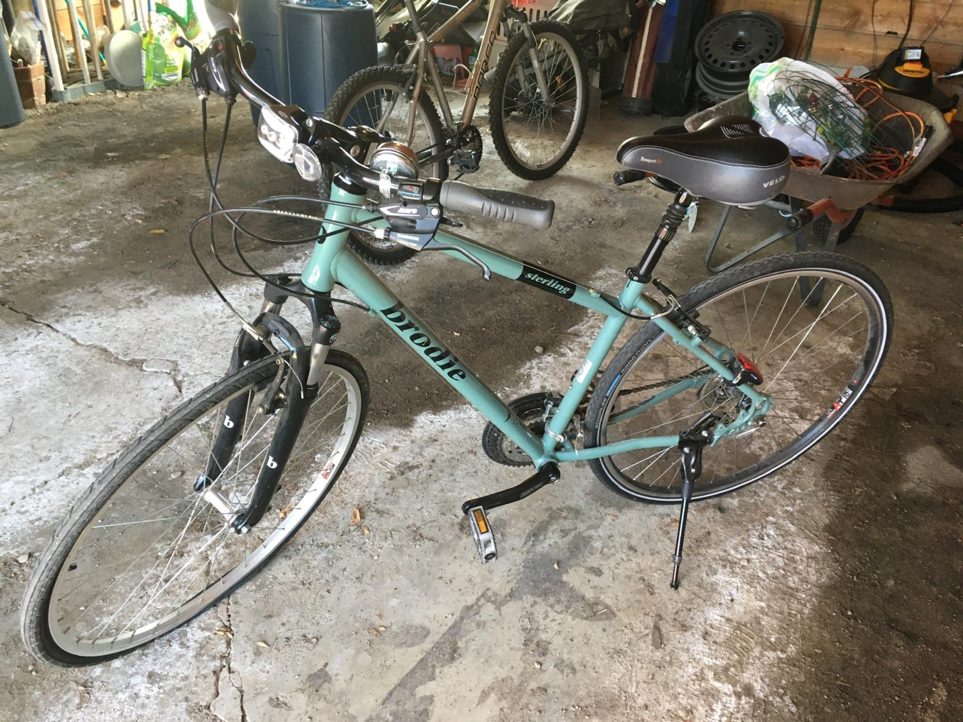 Brodie Sterling 6061 Green