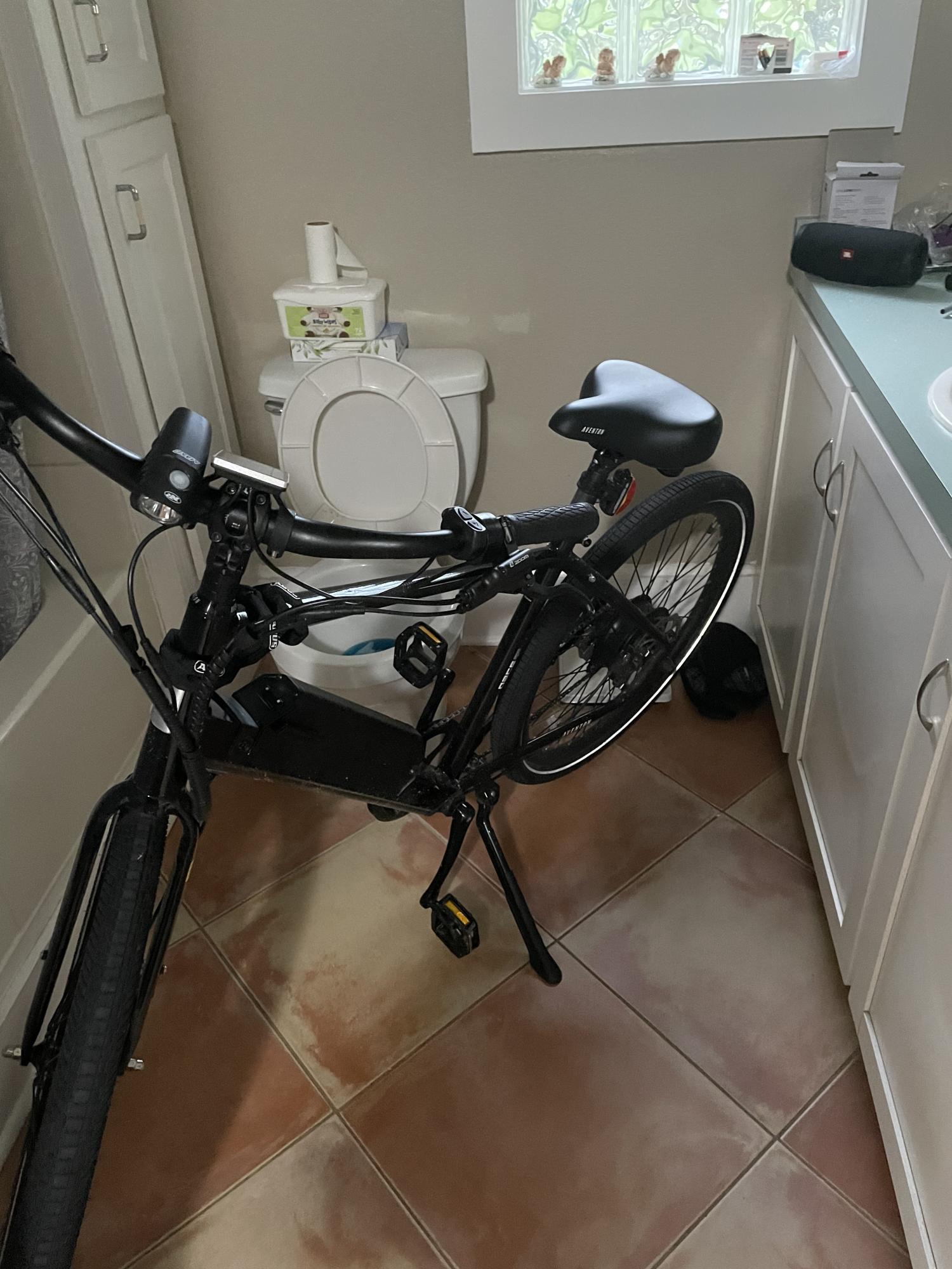 2020 Aventón Pace 500 Black