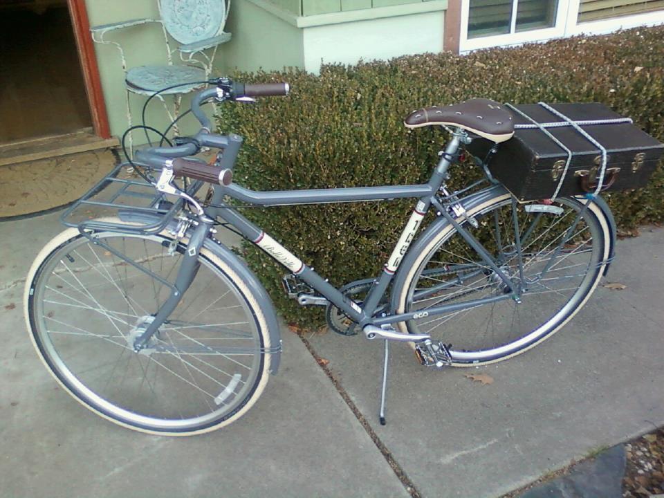 2012 Trek Belleville  Silver or Gray