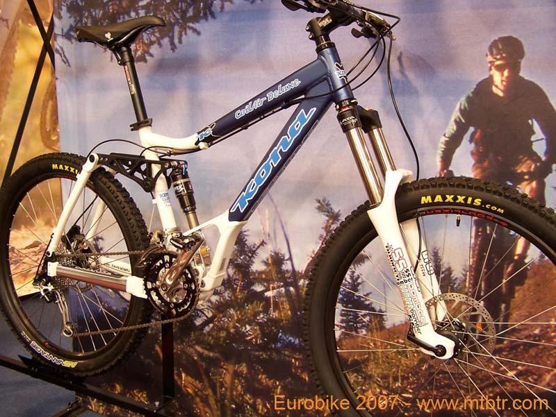 2007 Kona Coilair  Black