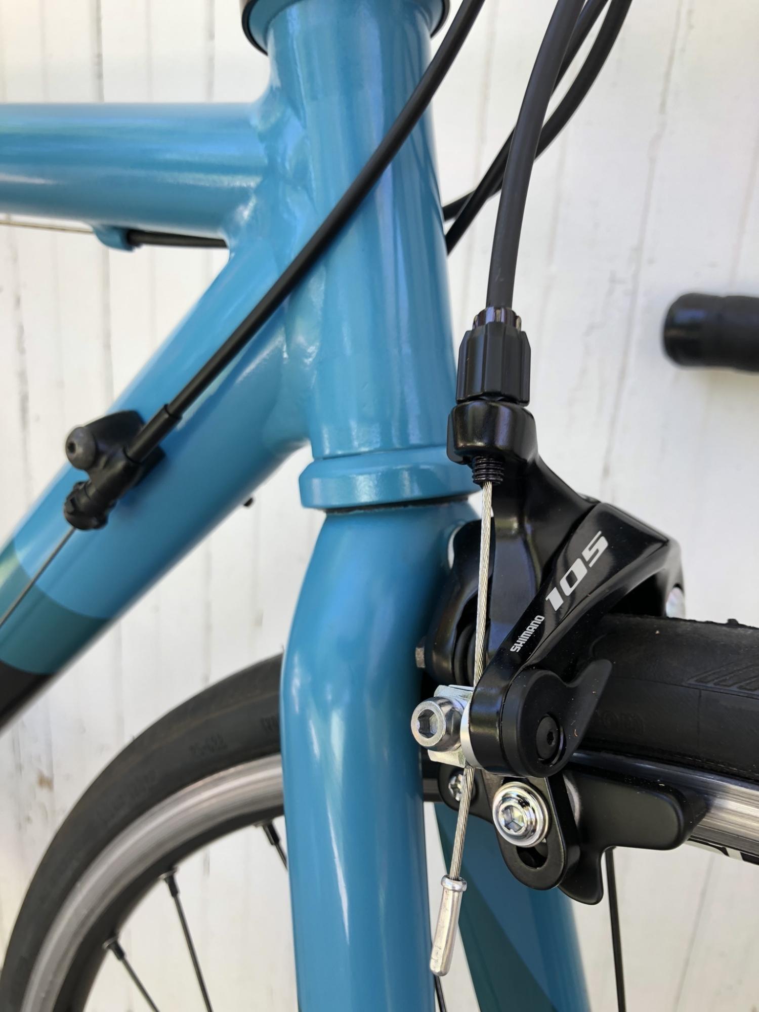 2005 Trek 1200 Blue and Black