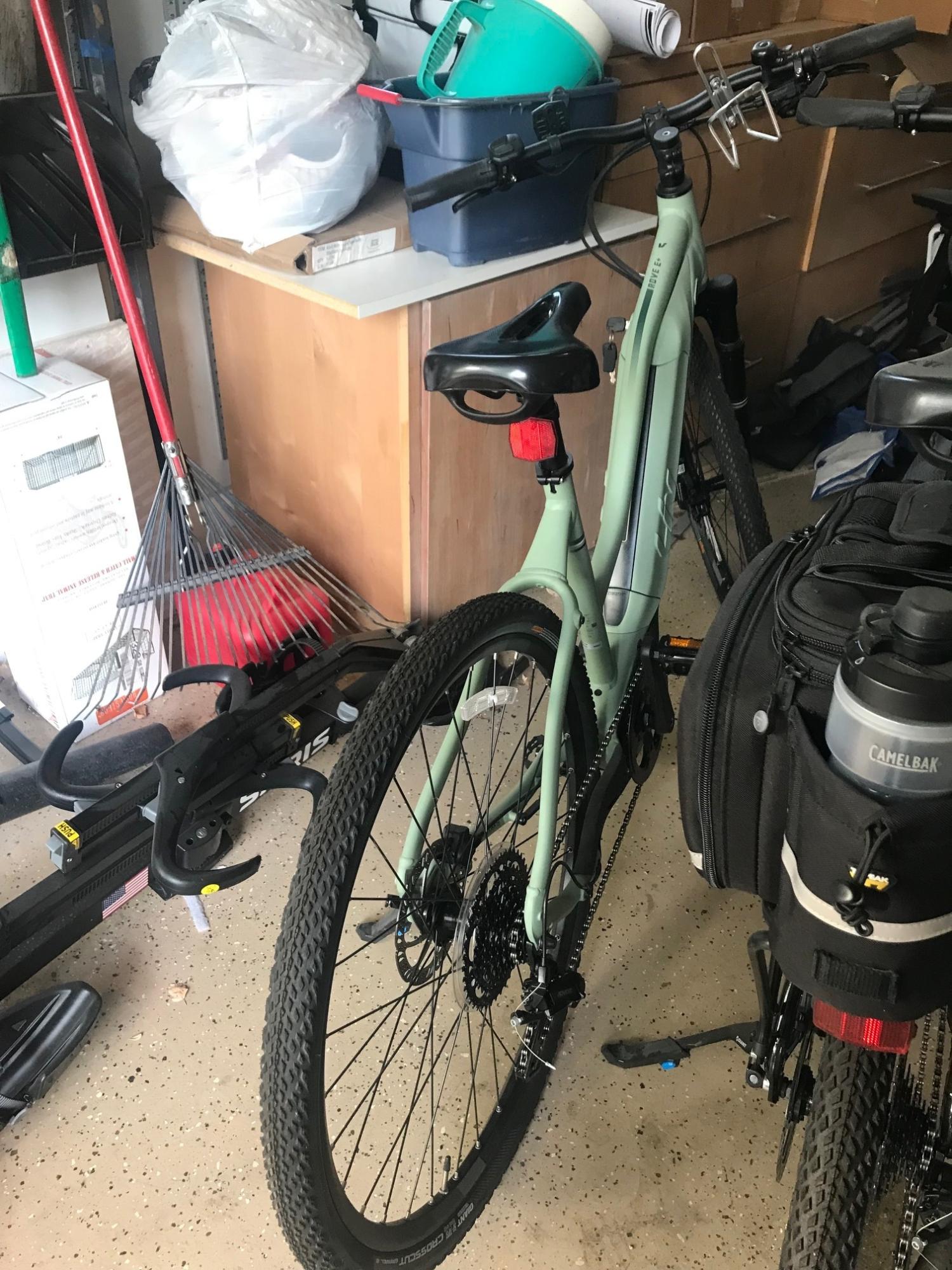 2021 Giant Rove E+ Green