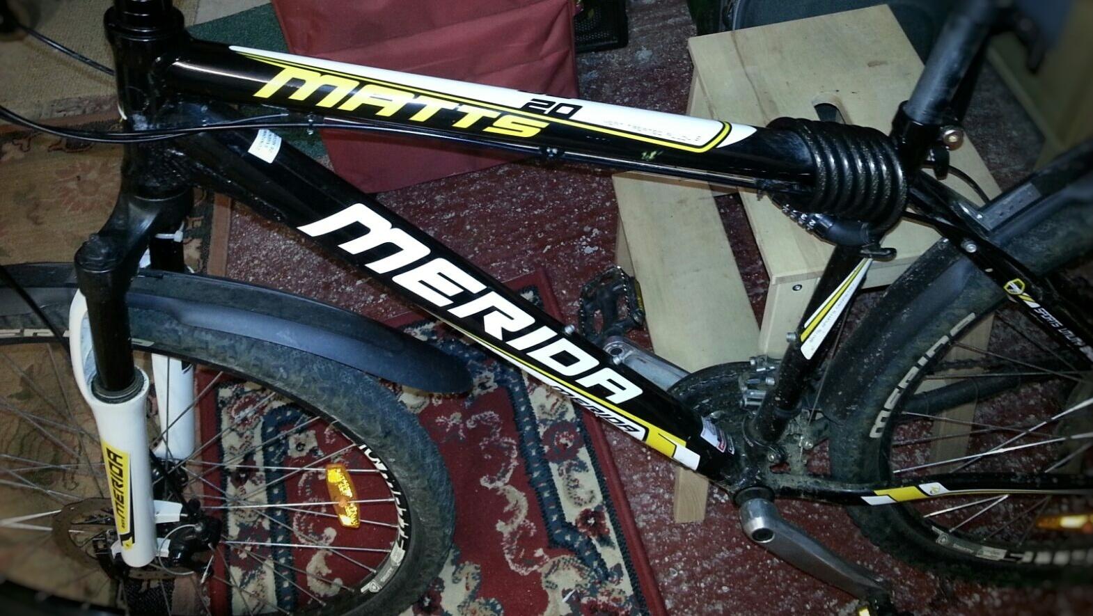 2011 Merida Bikes Merida matts - 20MD Black, White, and Yellow or Gold