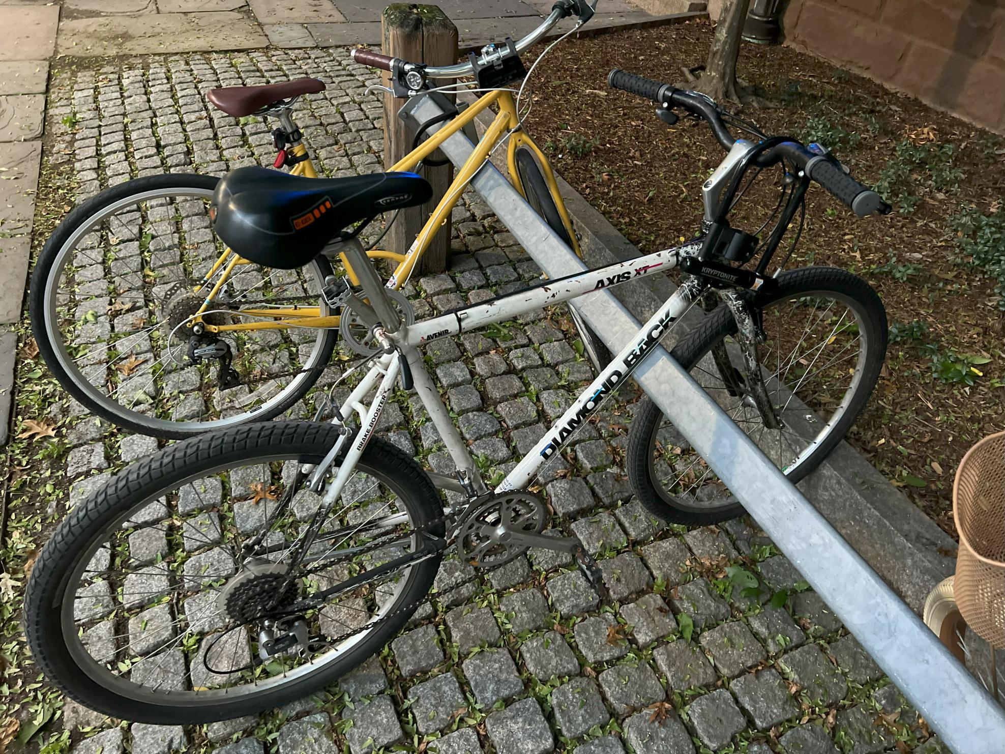 Diamondback AXIS XT White