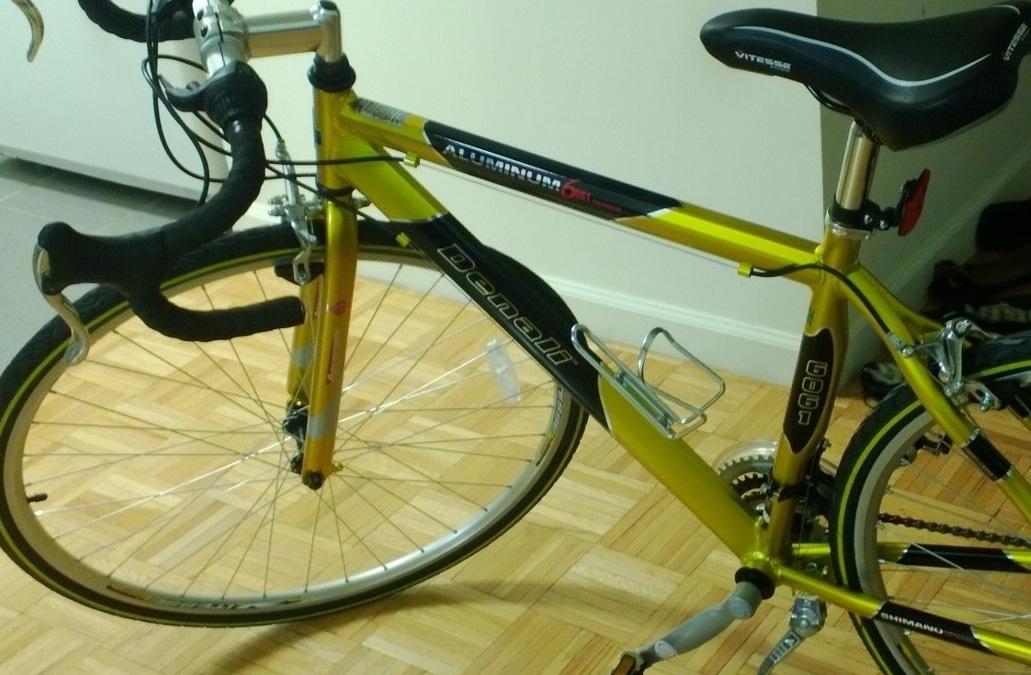 Gmc denali 700C  Black