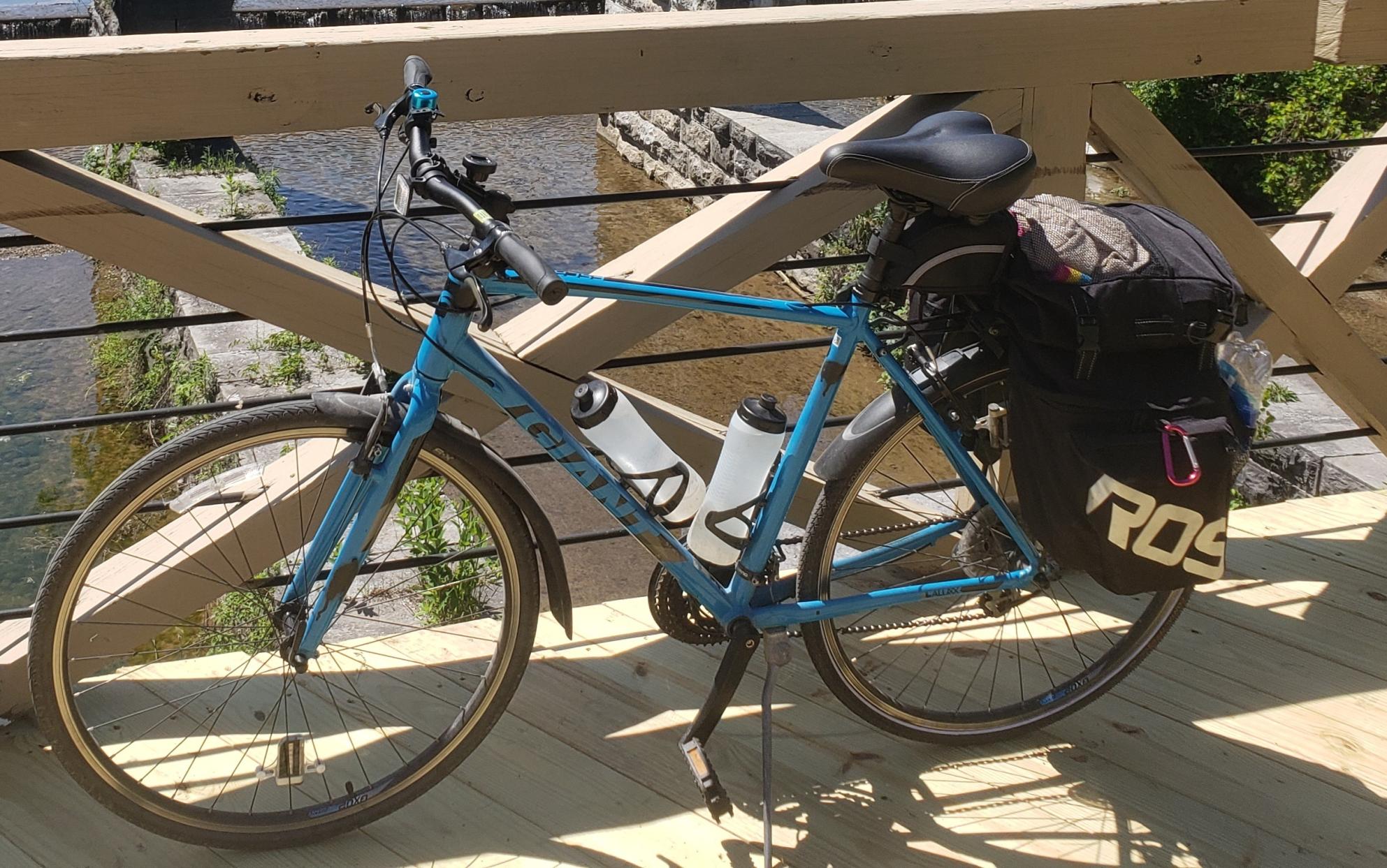 2018 Giant Escape 2 Blue