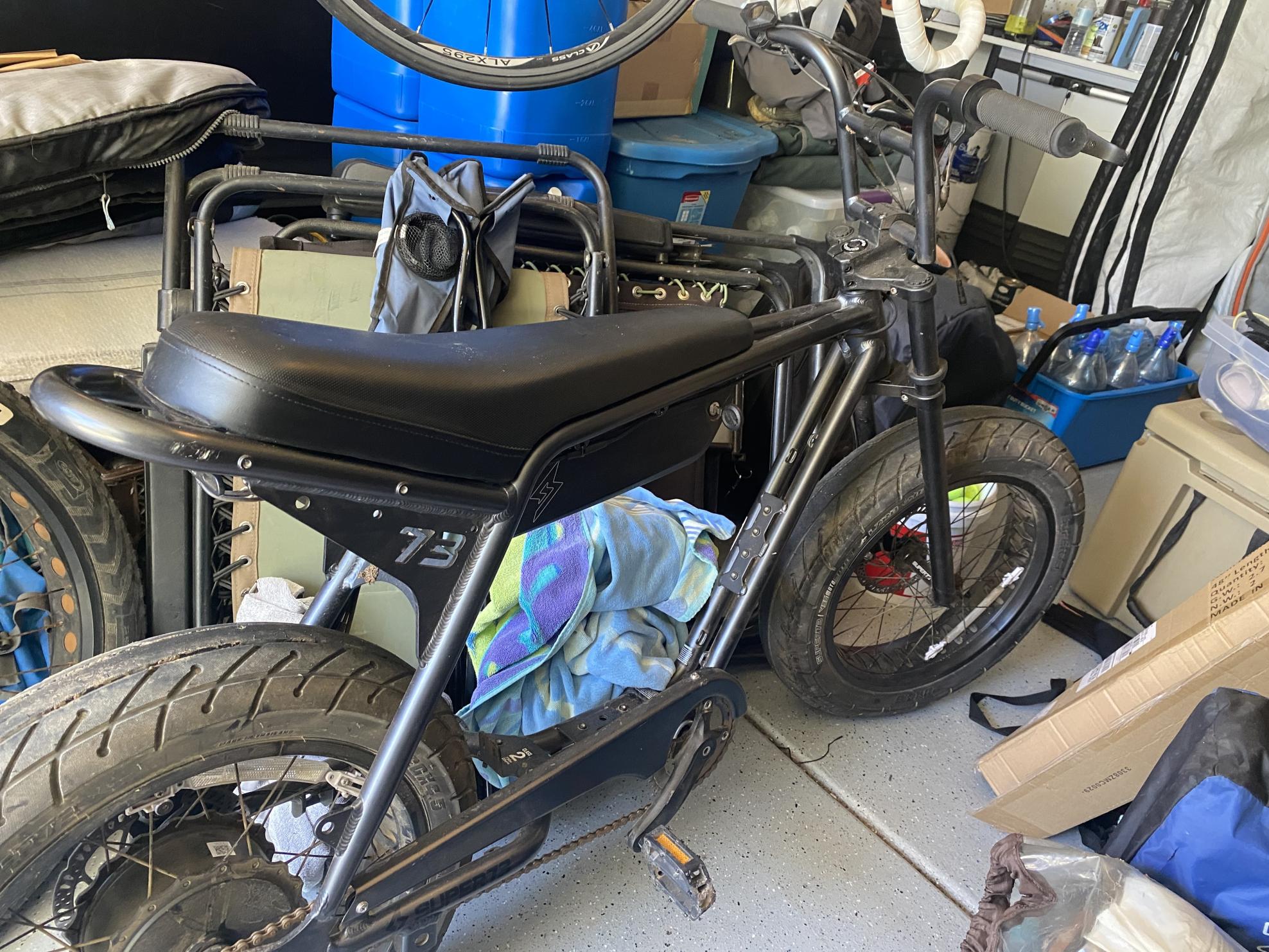 2022 Super73 Black