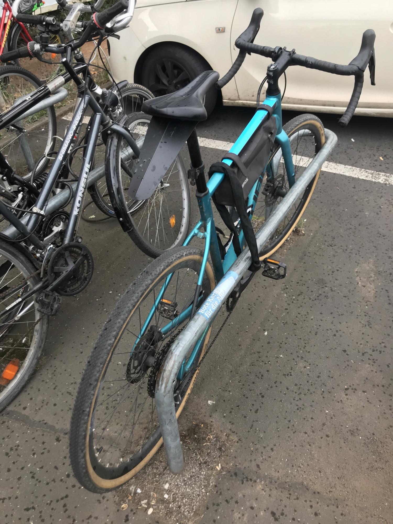 2021 Cube Cube Nuroad EX Blue