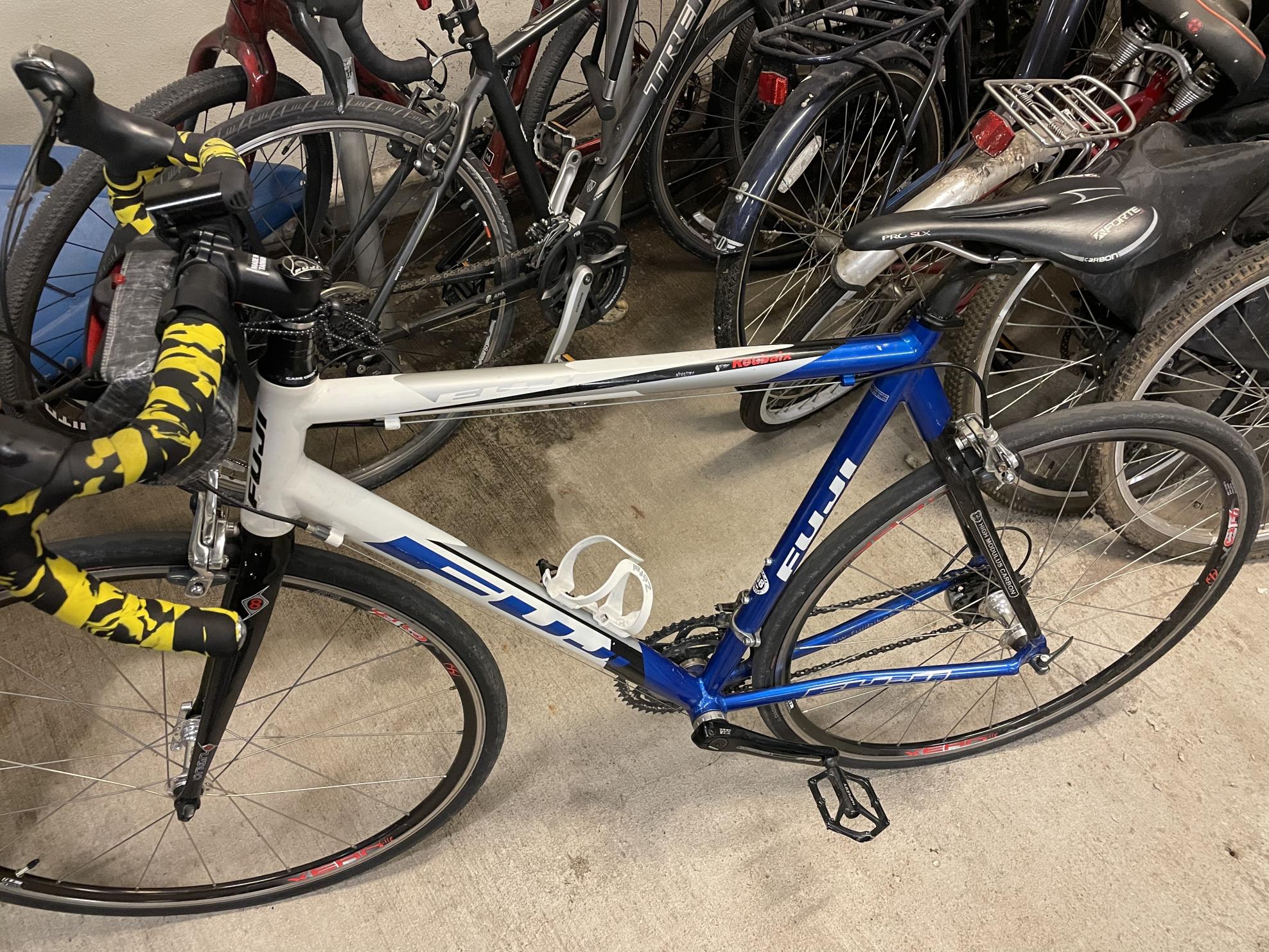 2008 Fuji Robaix Blue and White