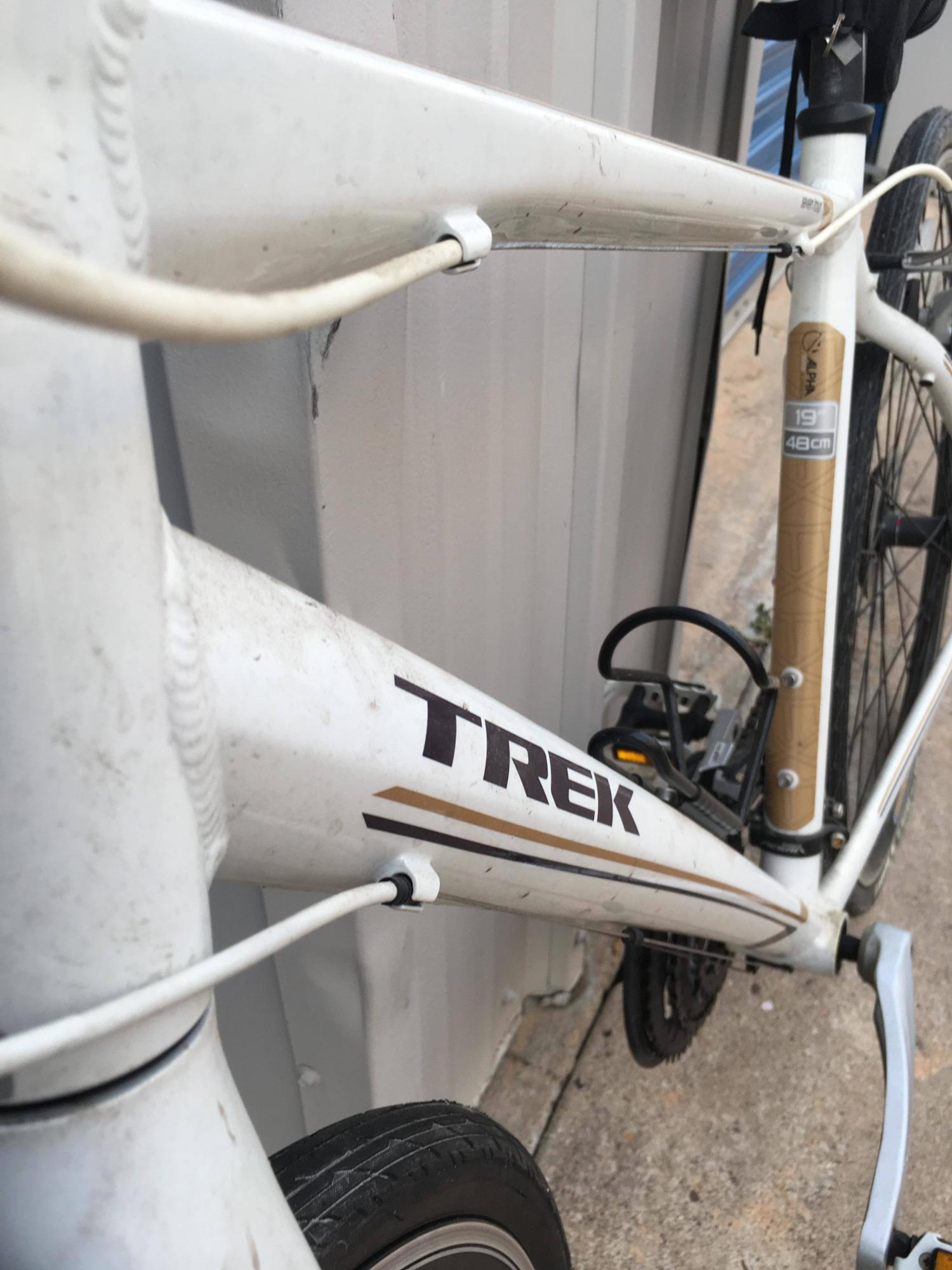 2015 Trek 7.4 fx women's White