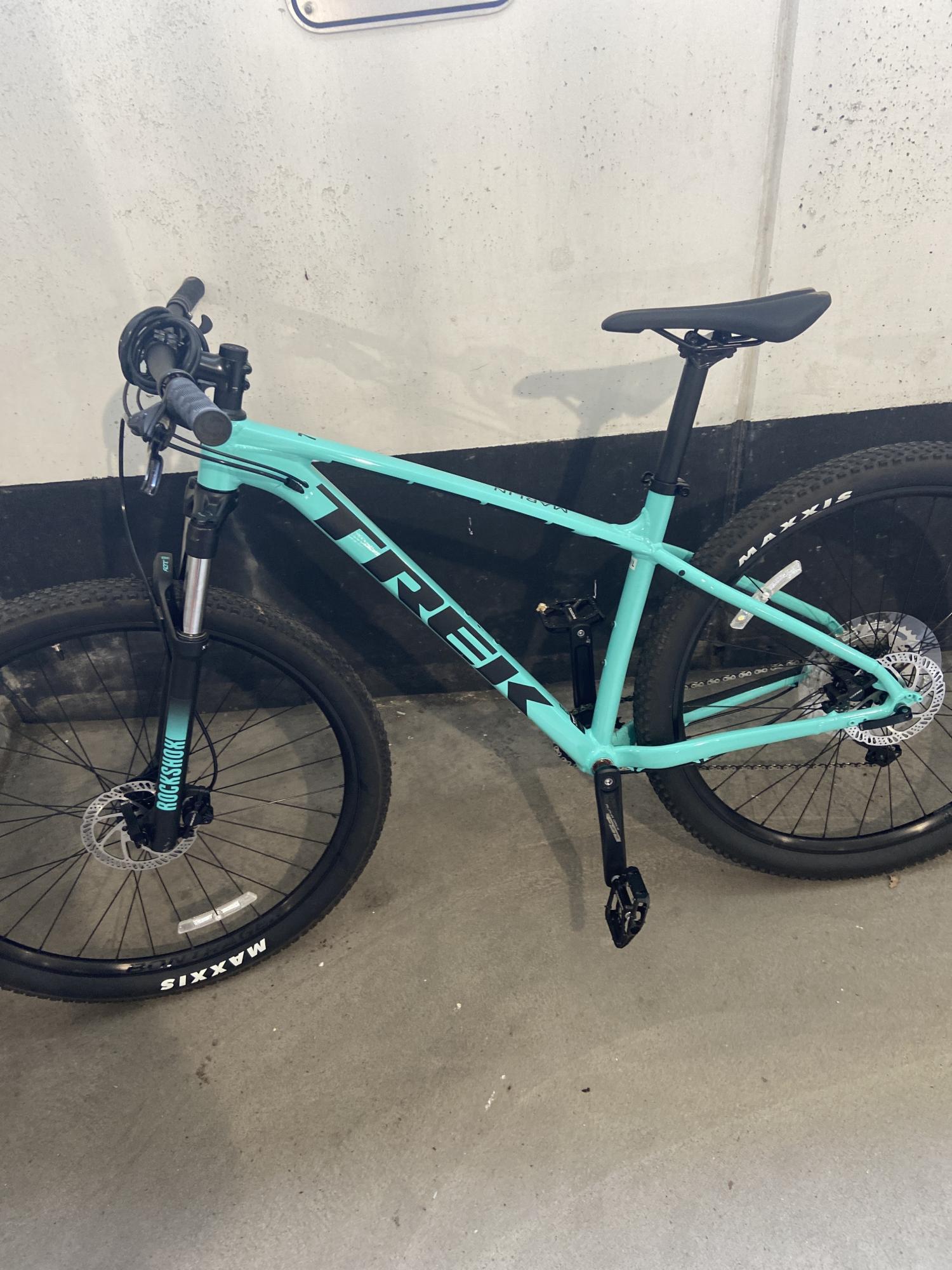 2024 Trek Marlin 7 Blue