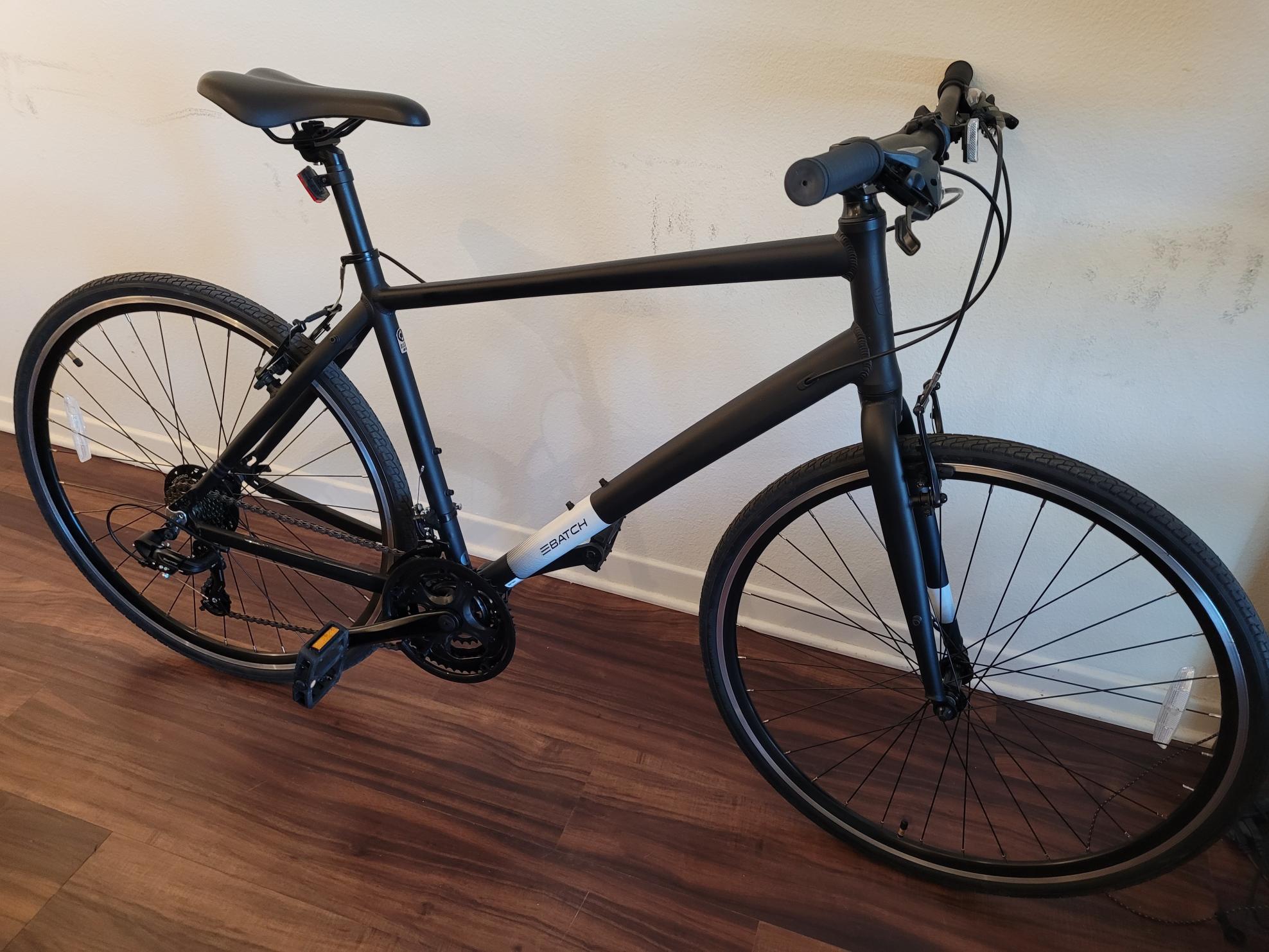 2022 Batch Bicycles 116 Black and White