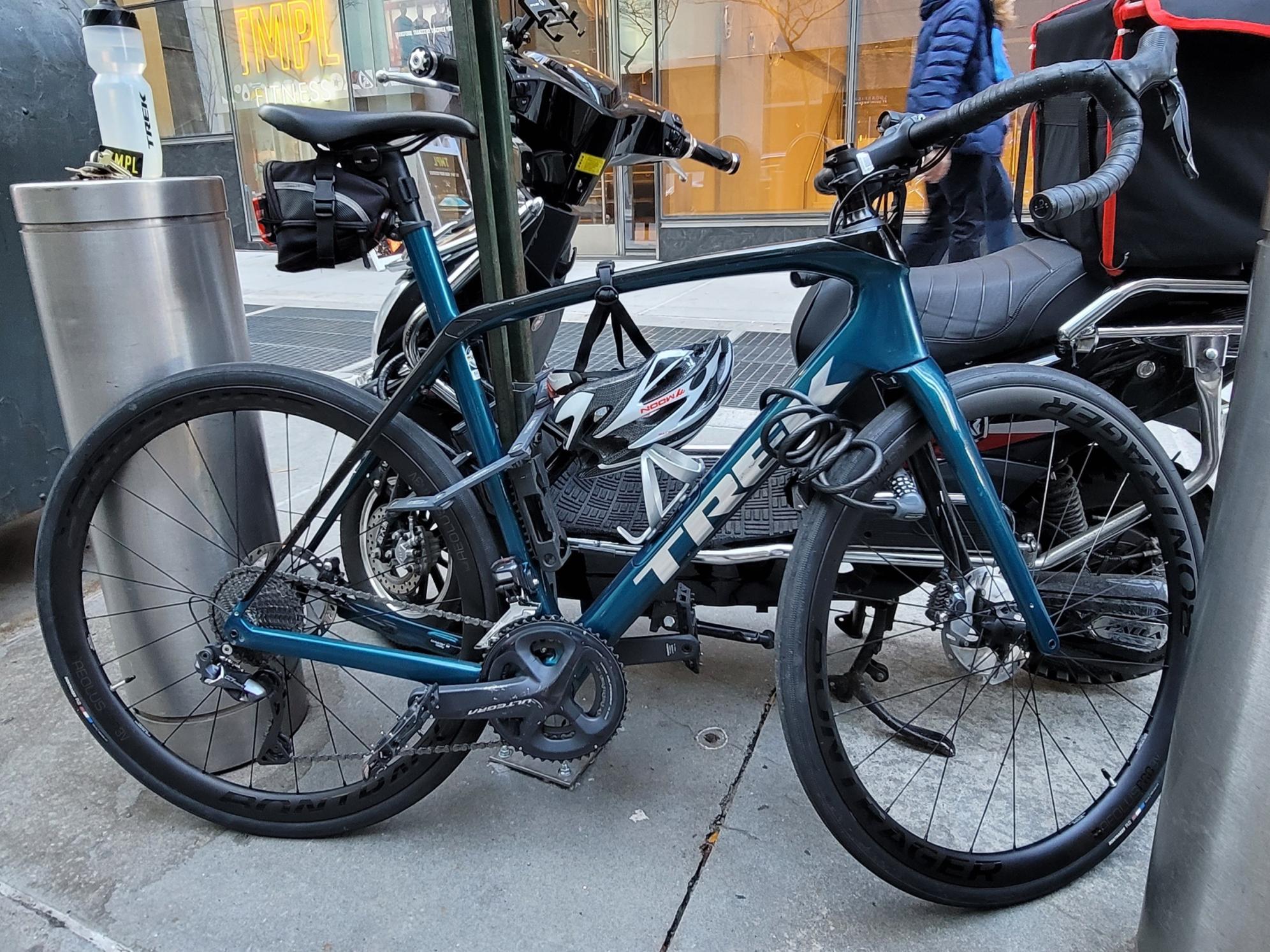 2021 Trek Domane SL7 Blue