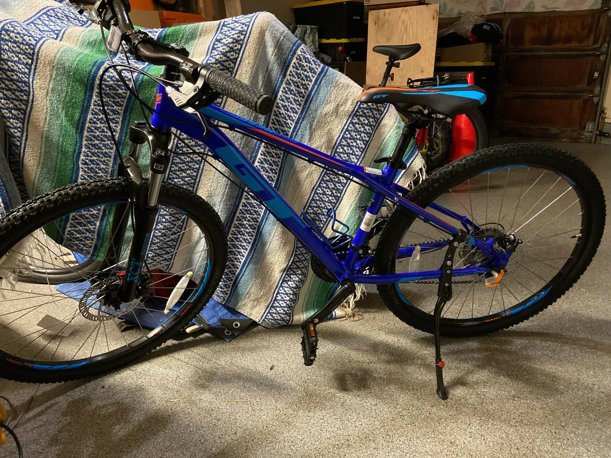 2021 GT Bicycles A491120-P10 Blue and Orange
