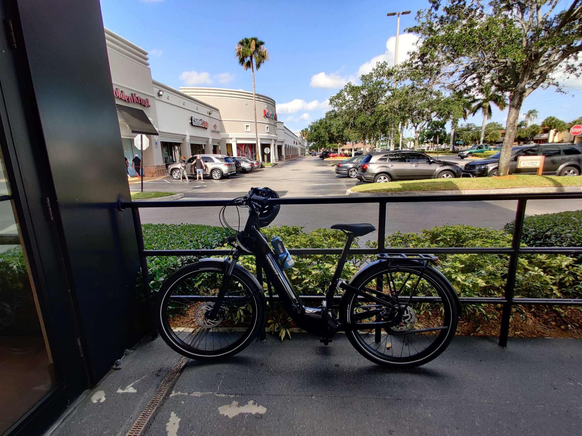 2023 Specialized Black