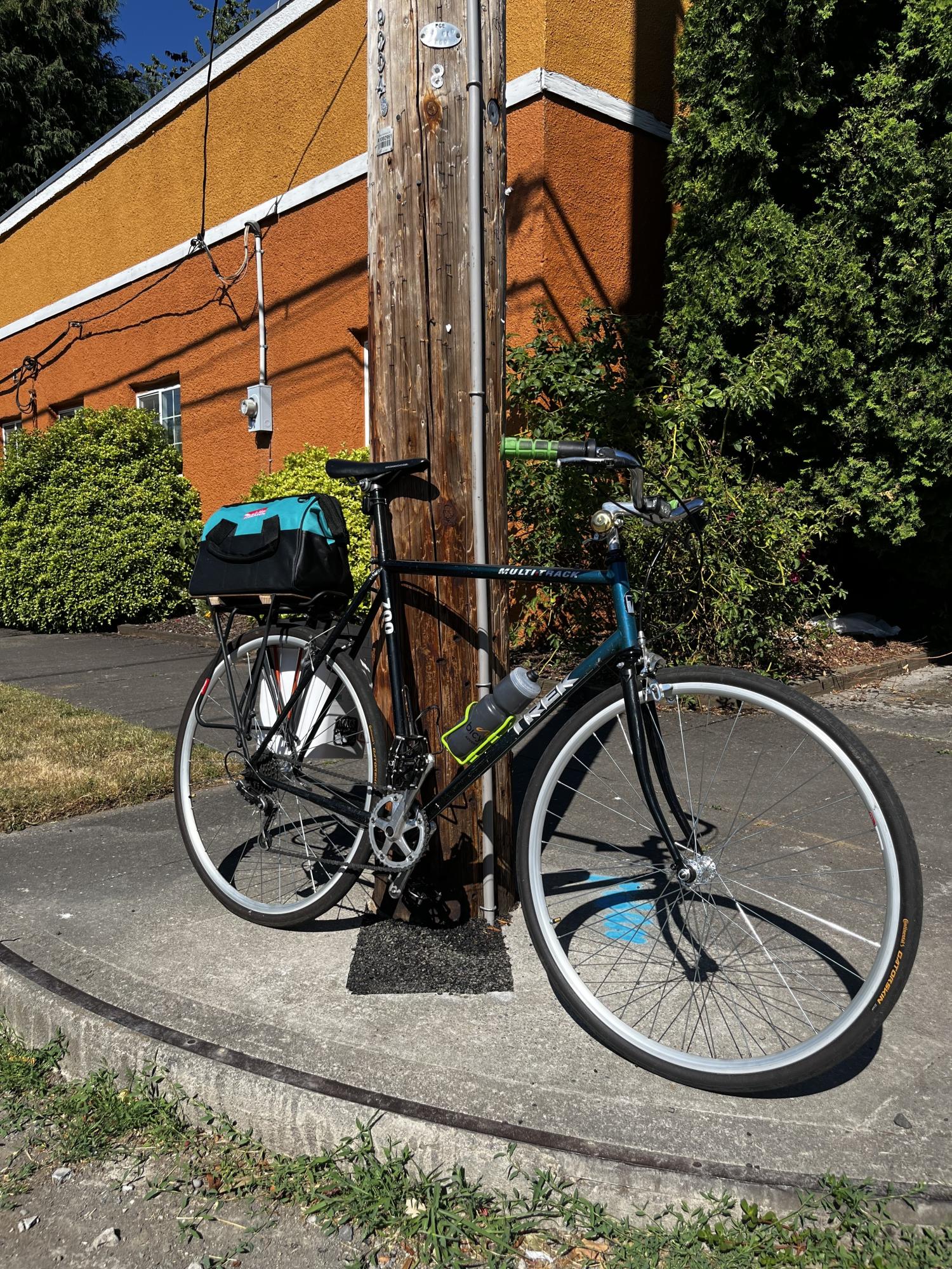 1993 Trek Multitrack 700 Teal and Black