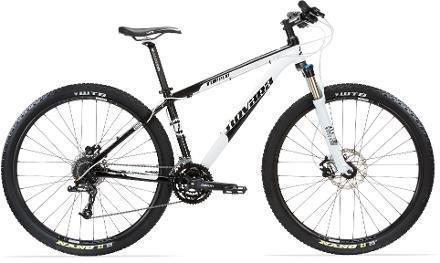 2015 Novara Tupelo 29 White and Black