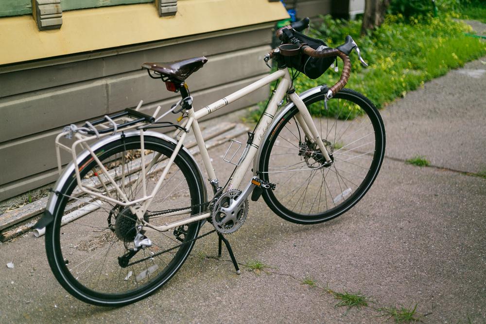 2009 Raleigh Sojourn  Yellow or Gold