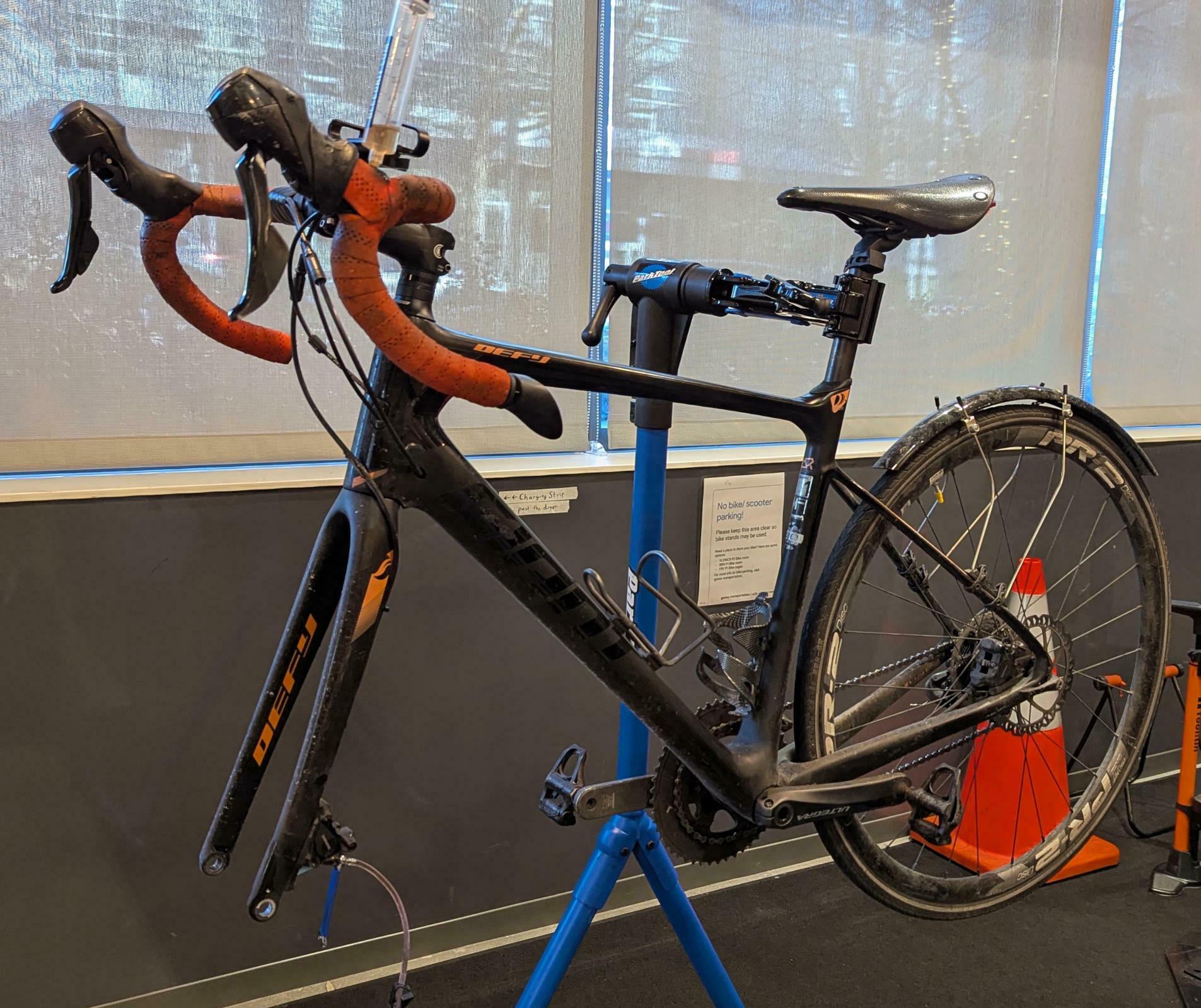 2017 Giant Black