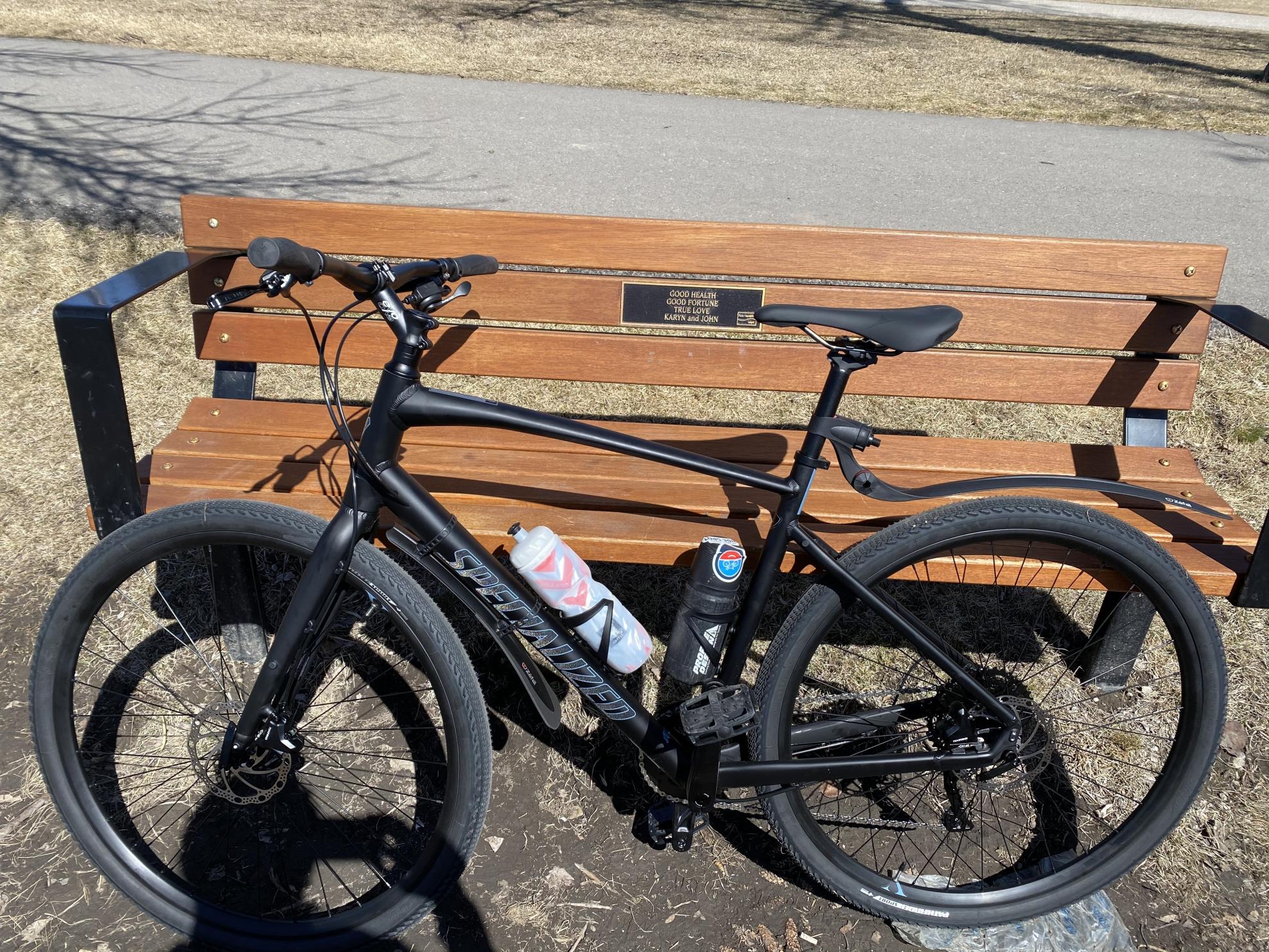 2020 Specialized Black frame boy bike Black