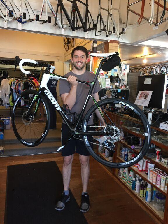 2015 Giant DEFY ADVANCED 2 Black and White