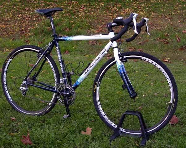 2007 Redline Conquest  White and Blue