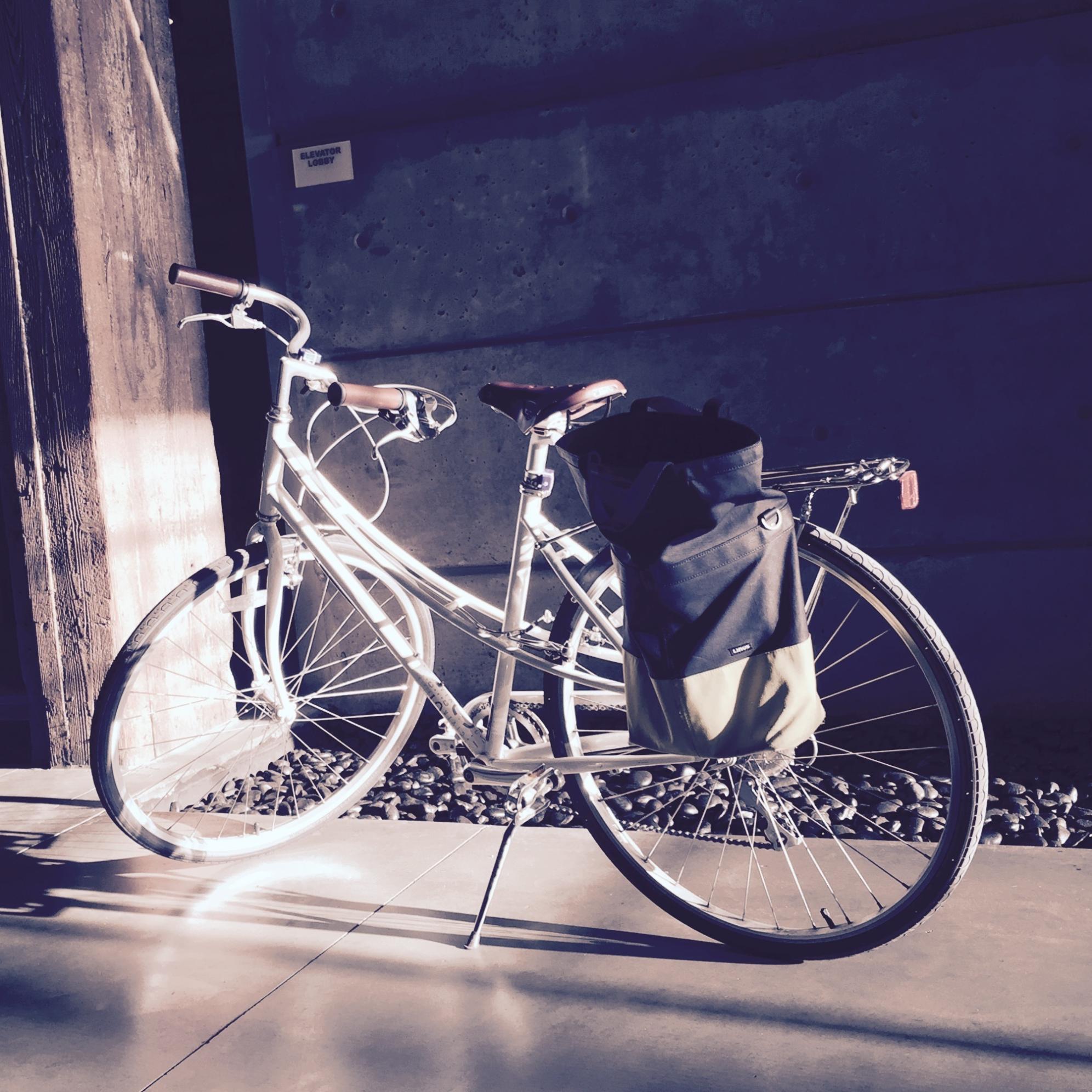 2014 Civia Twin City Step Over 7 Speed White