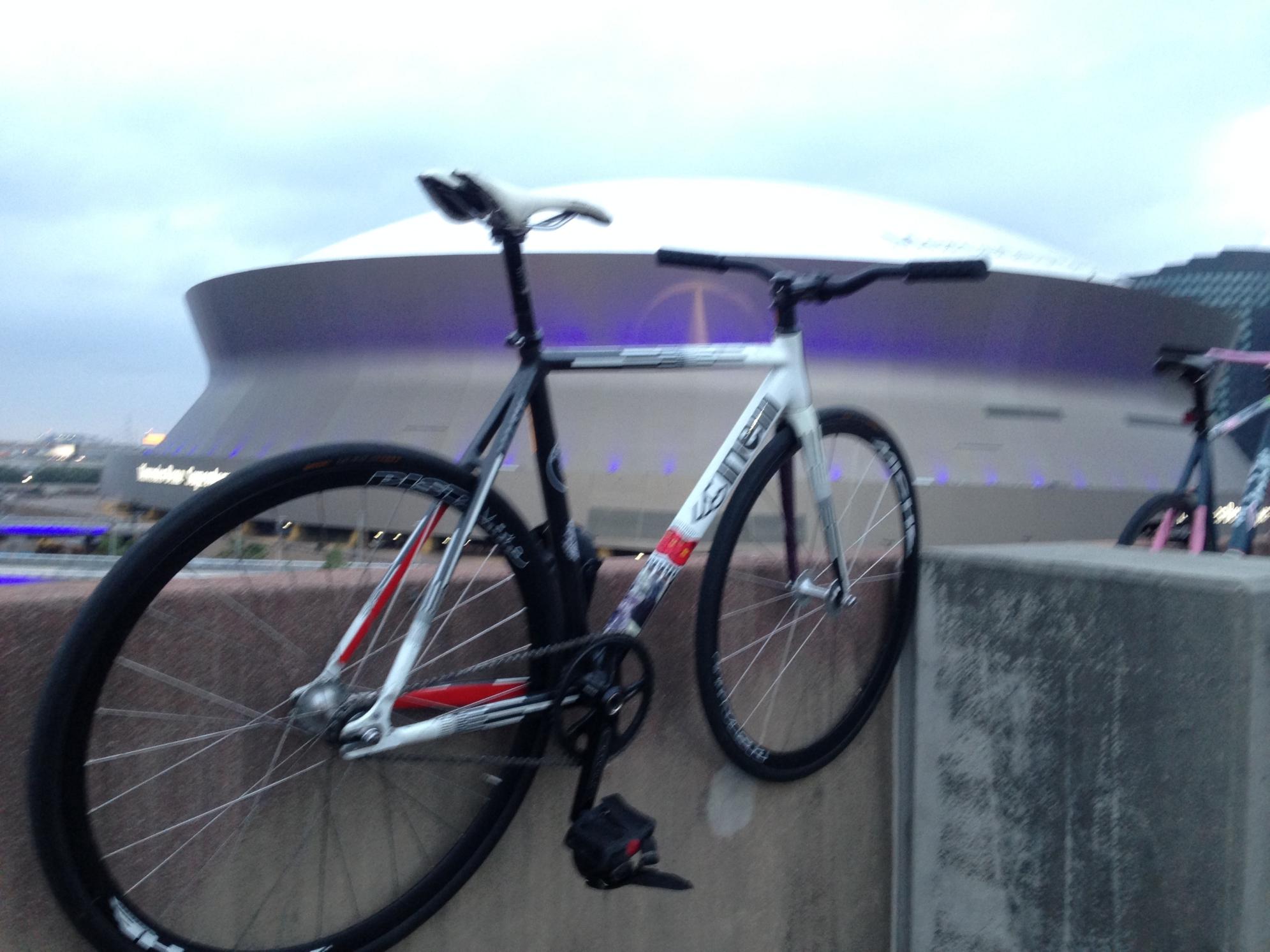 2014 Cinelli Parallax Black and White