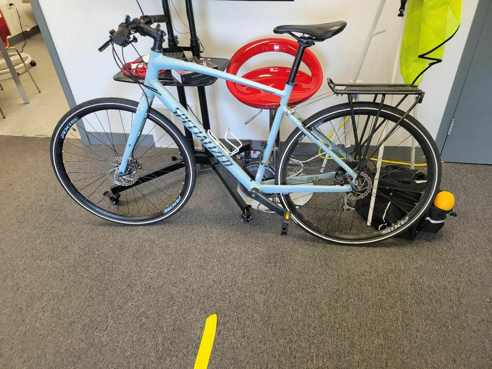 2022 Specialized Sirrus 2.0 Arctic Cool Reflective Large Blue