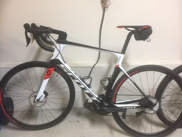 2018 SCOTT Foil 10 Disc XL/58cm White and Red