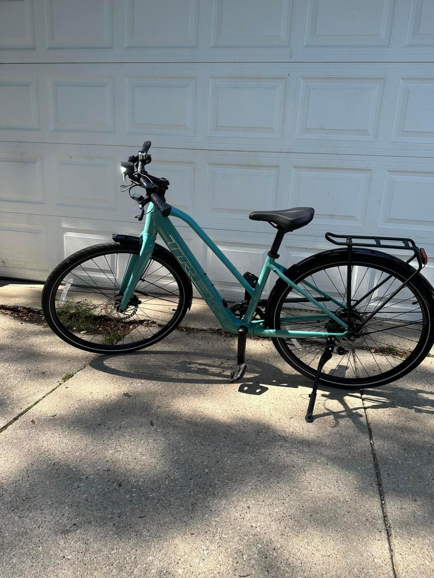 2023 Trek FX+2 Stagger Teal